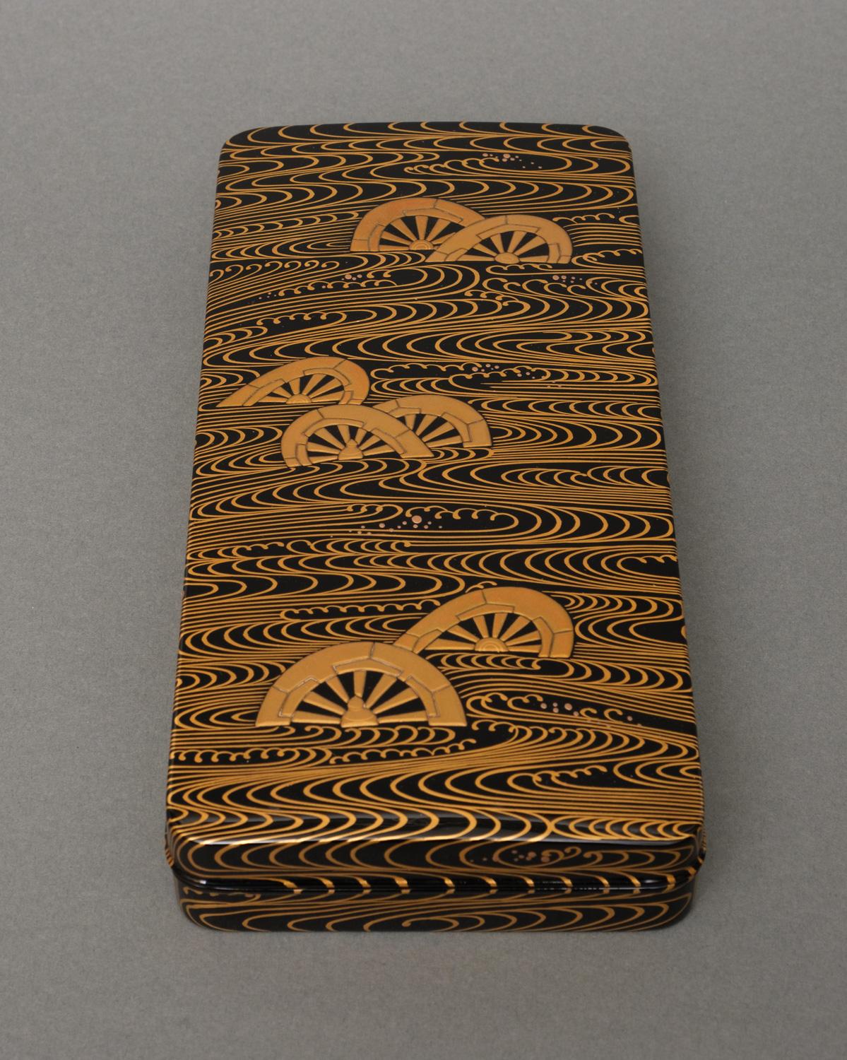 Japanese Lacquer Suzuribako 硯箱 'Writing Box' by Hattori Toshio 服部俊夫 '1943' For Sale 3