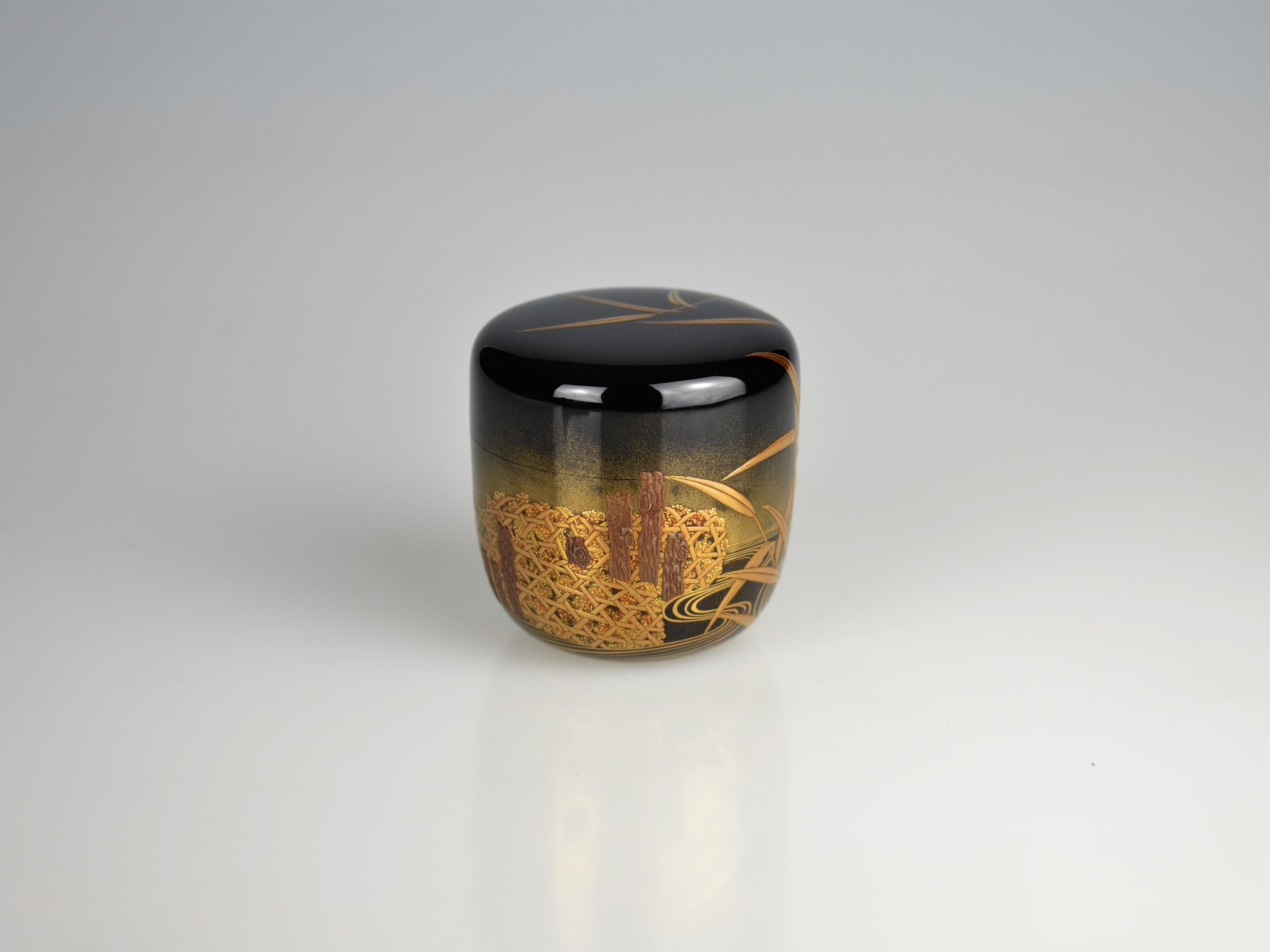 Showa Black Gold Lacquer Tea Caddy Natsume with River Scene by Kawabata Kinsa V For Sale