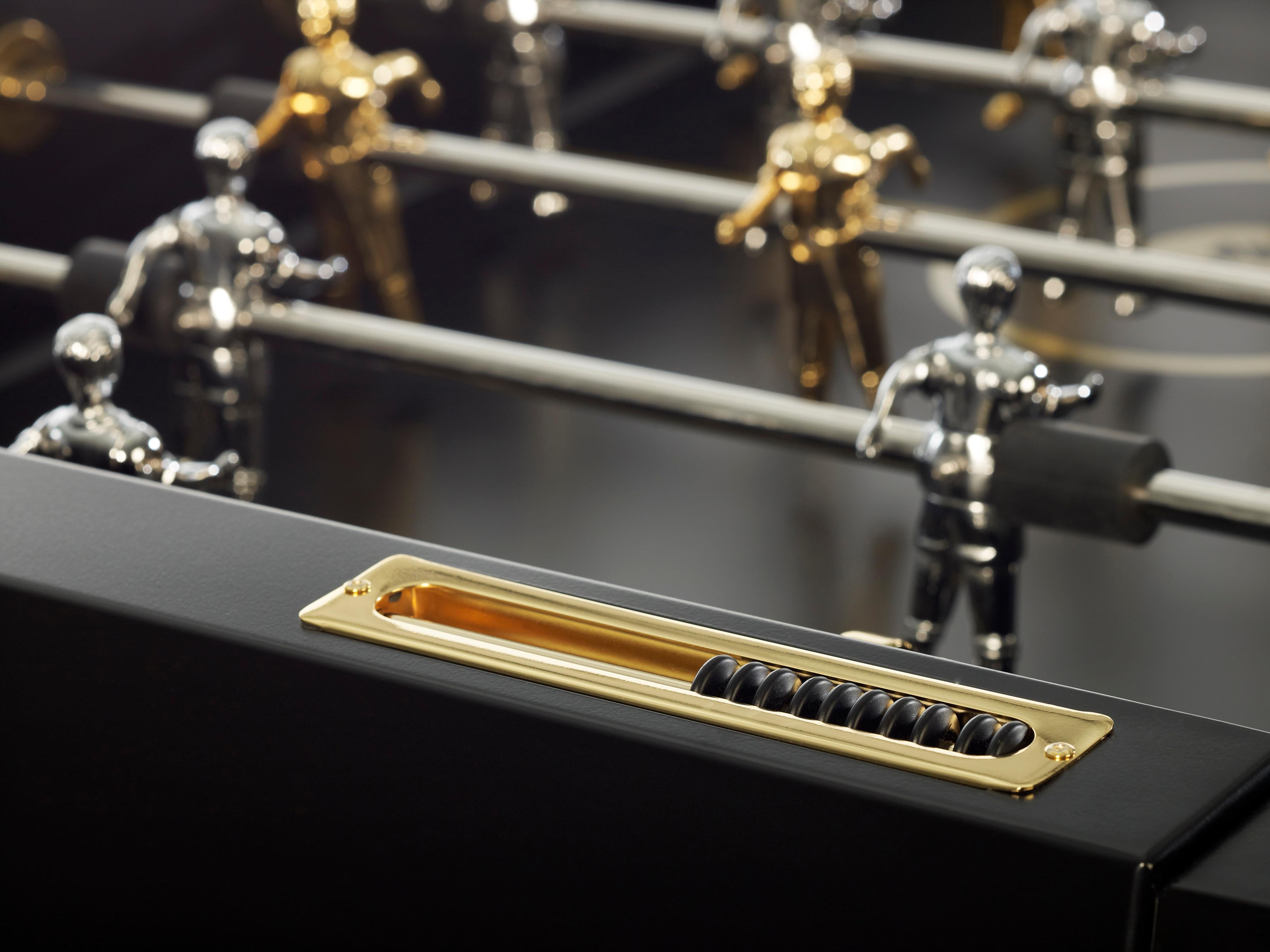 SCHWARZ, vergoldet & WOOD FOOSBALL TABLE RS3 WOOD GOLD von RS Barcelona (Spanisch) im Angebot