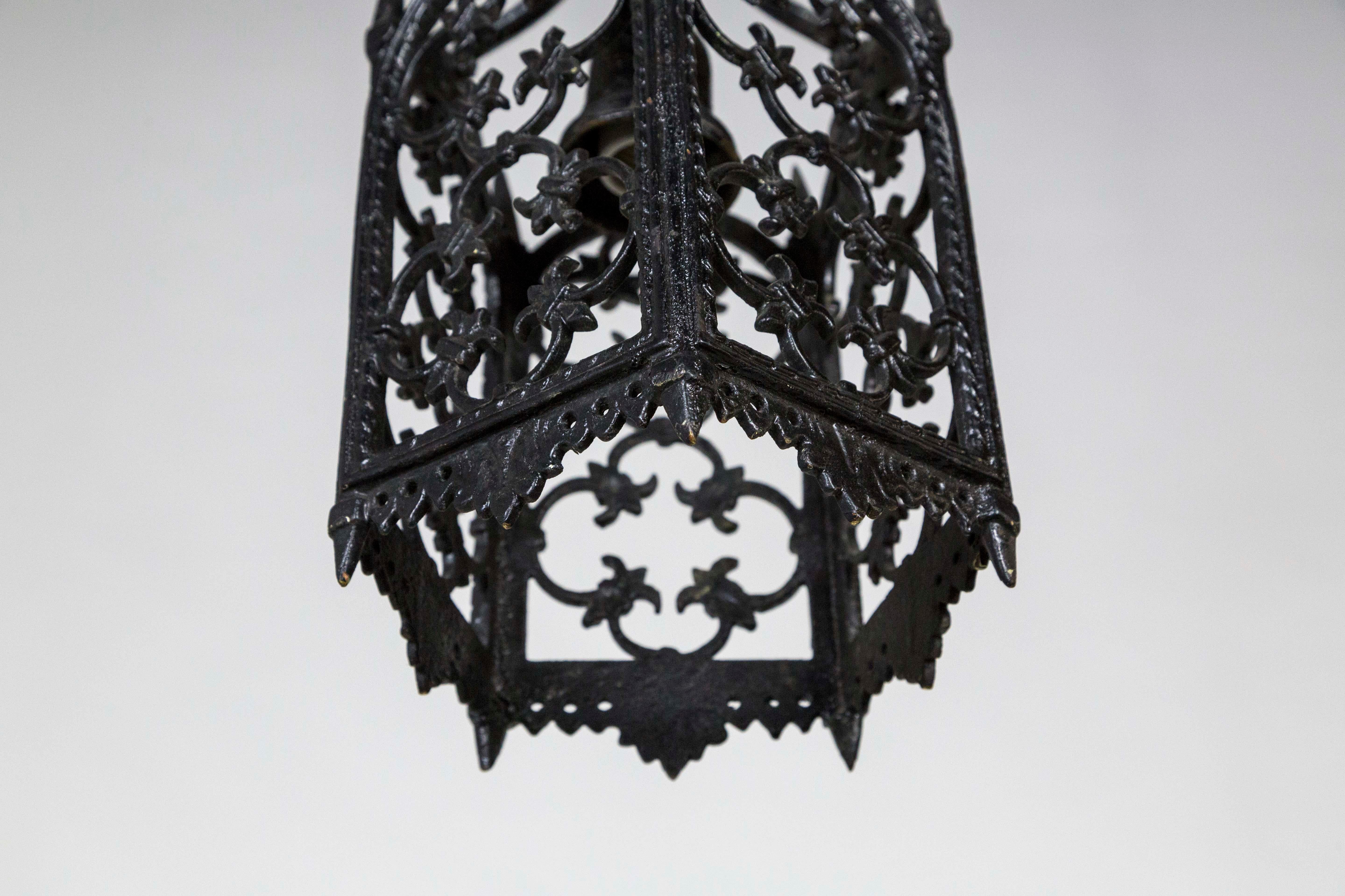 Black Gothic Wrought Iron Lantern In Good Condition In San Francisco, CA