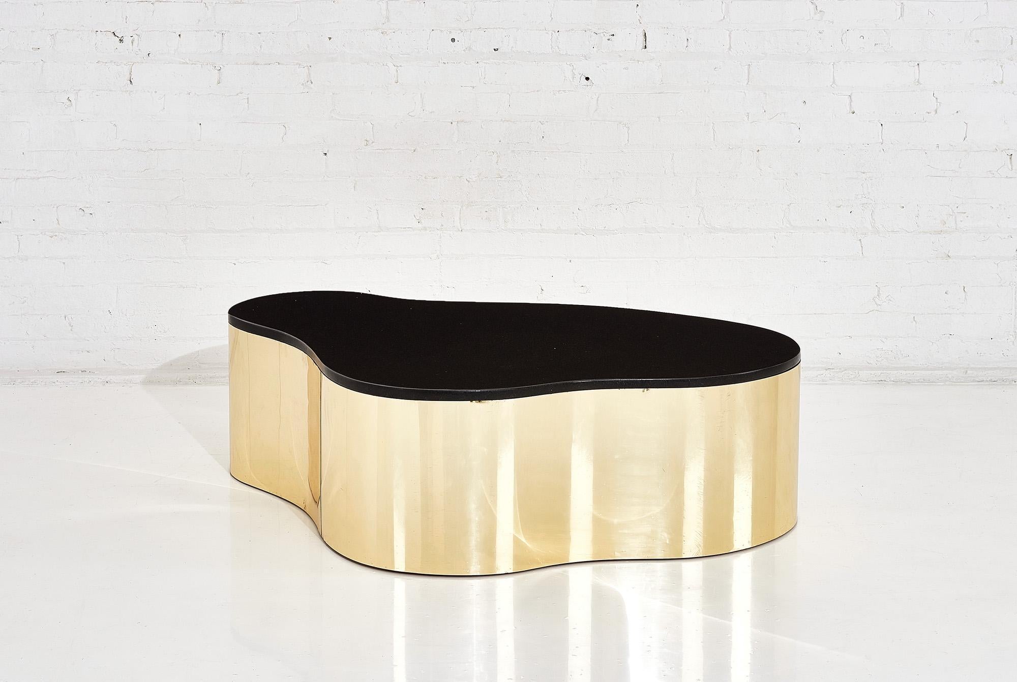 Mid-Century Modern Black Granite and Brass Biomorphic Coffee Table, 1980