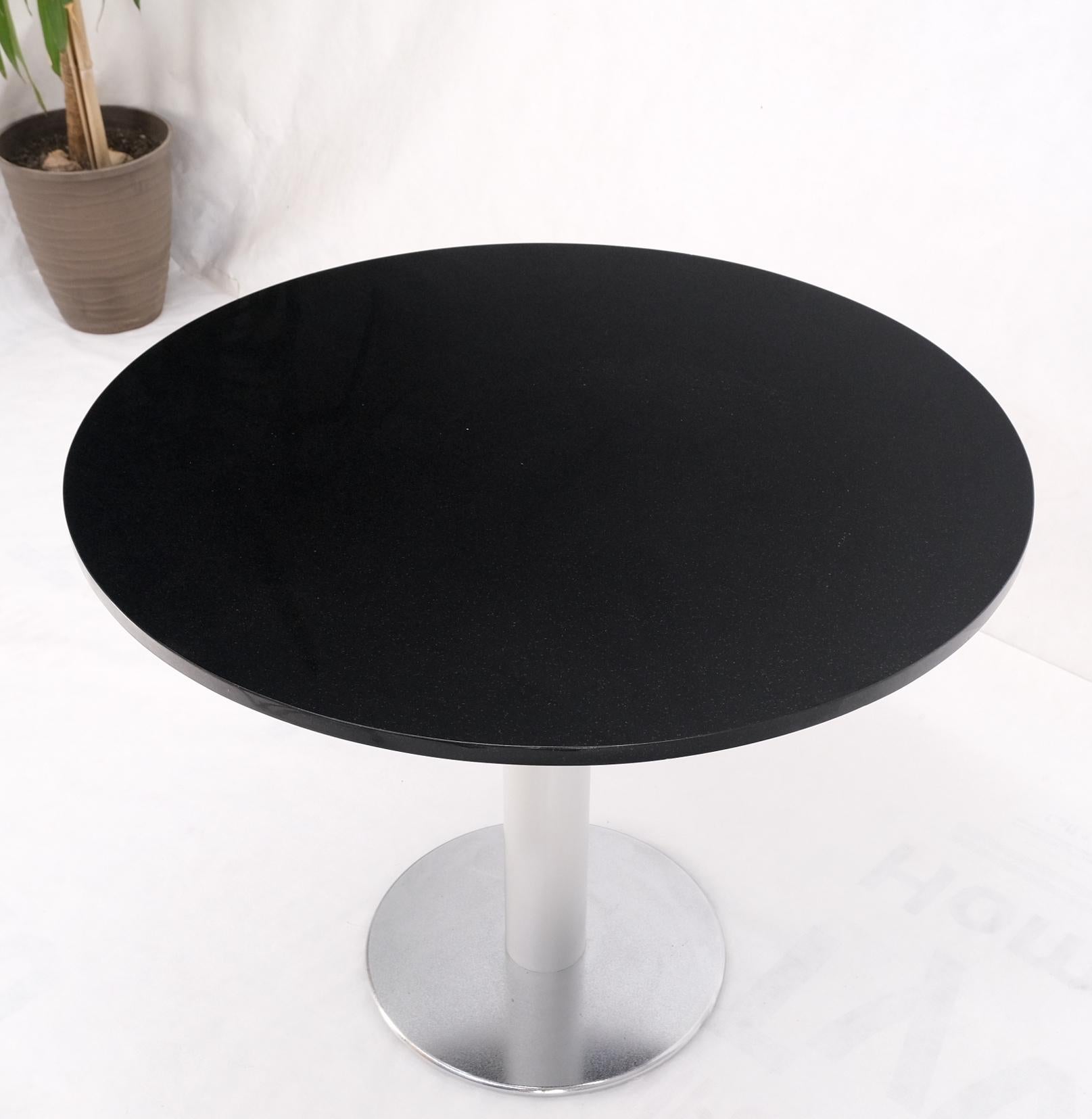 Black Granite Top Crome Pedestal Base Round Dining Table Mid Century Modern MINT For Sale 5