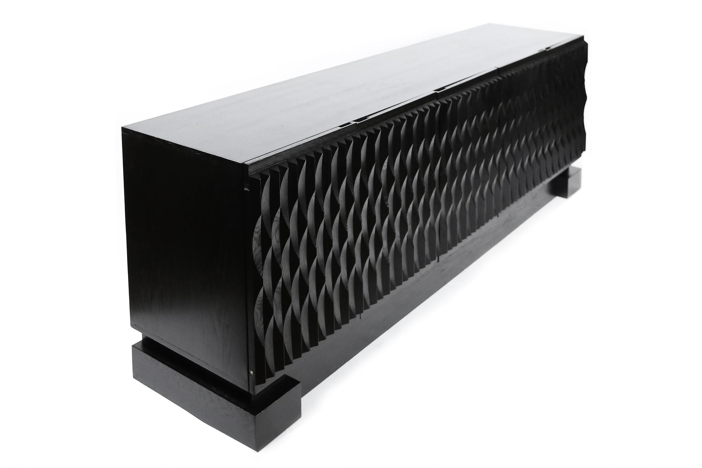Quercia Credenza nera grafica brutalista di De Coene, Belgio, anni '70
