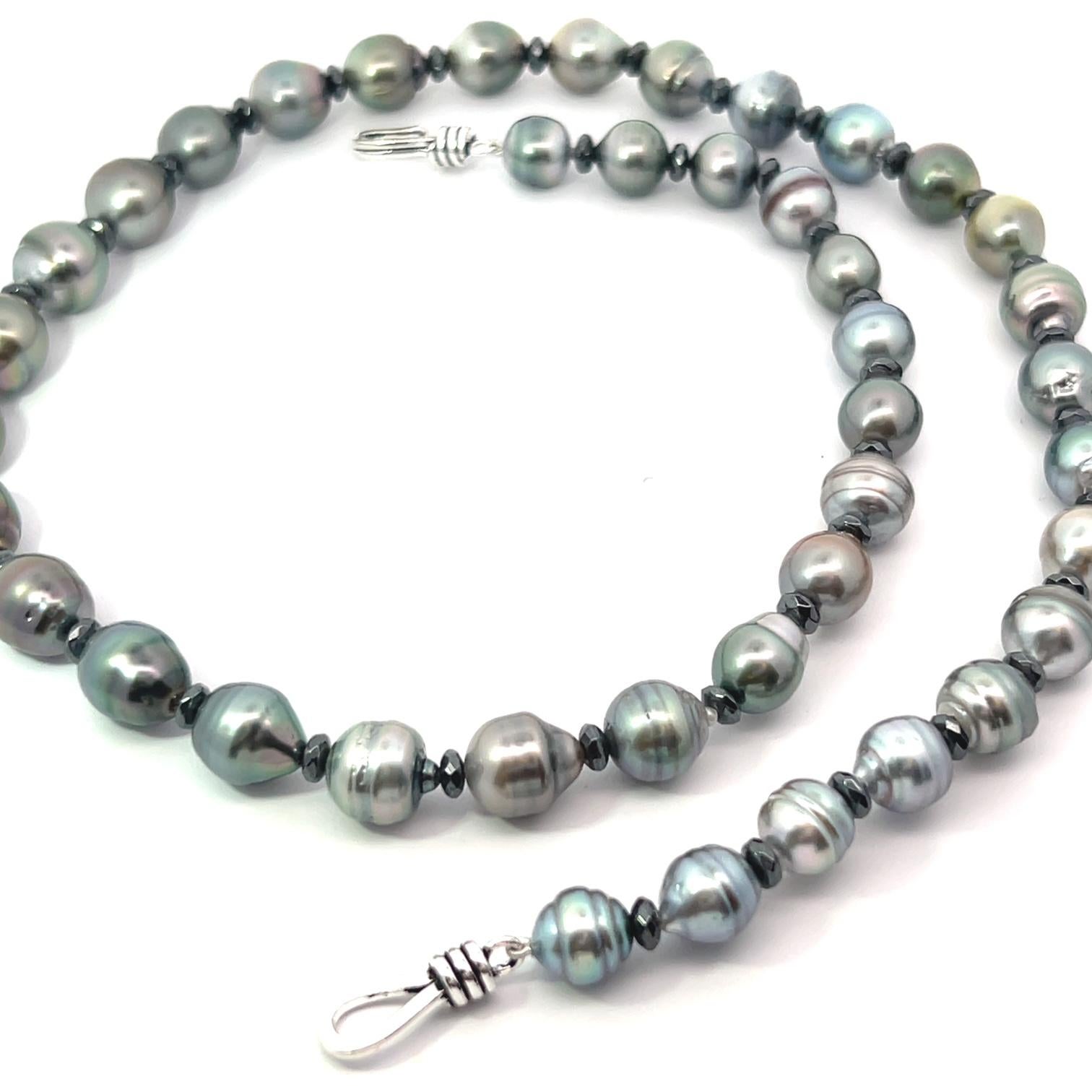 Collana di perle barocche di Tahiti in nero/grigio e ematite In condizioni Nuovo in vendita a New York, NY