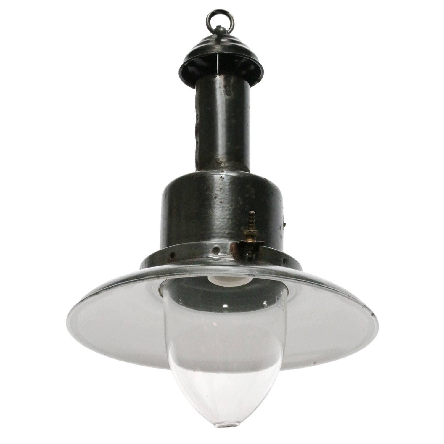 El Greco black 01. Greek fisherman’s light. Black enamel pendant light with clear glass. White interior. Max 150W E27.

Weight: 1.4 kg / 3.1 lb

All lamps have been made suitable by international standards for incandescent light bulbs,