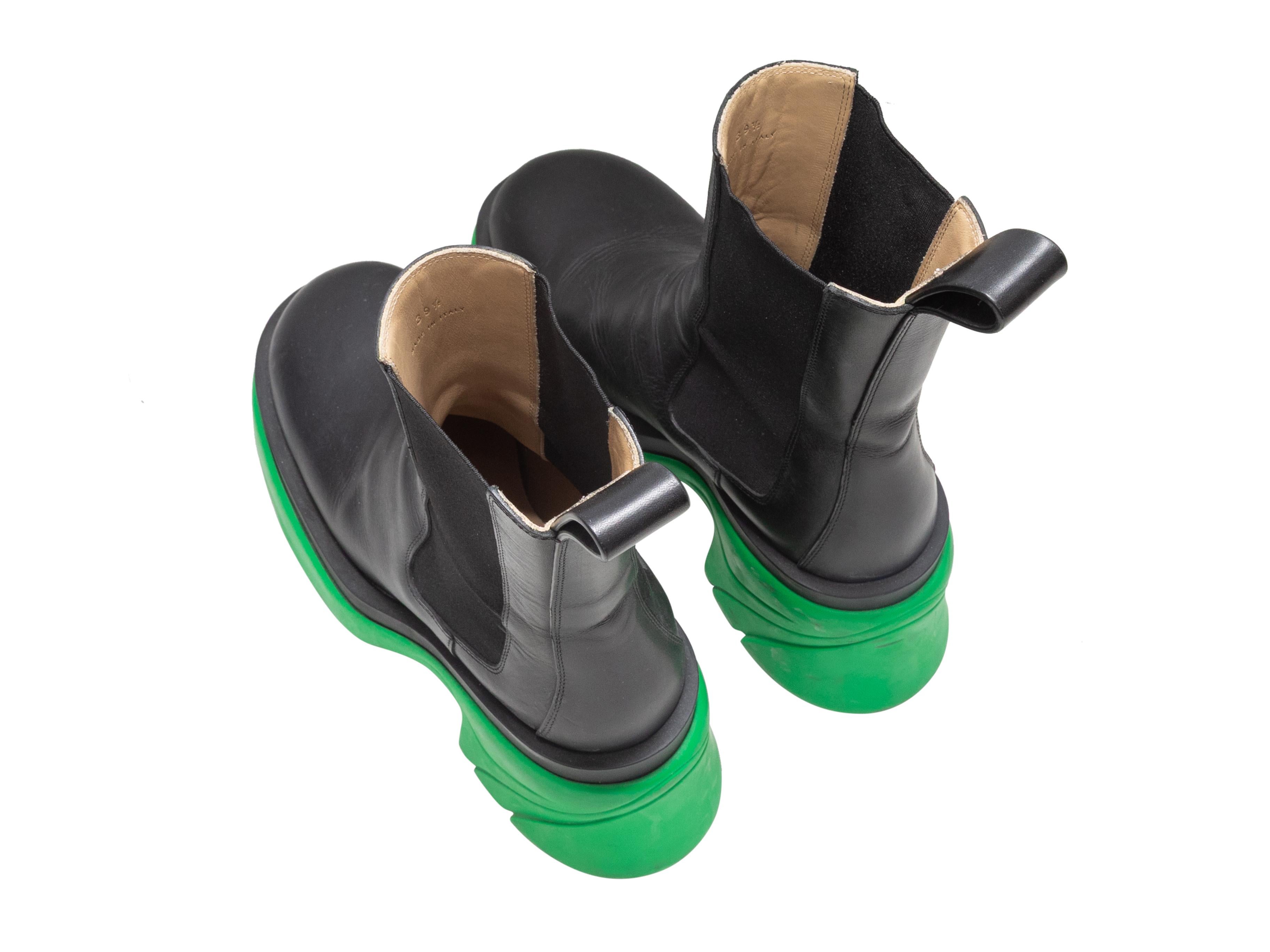 Nero Greene & Greene Bottega Veneta Stivali con tacco a metà polpaccio misura 39,5 in vendita