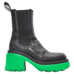 Schwarz
Grün Bottega Veneta Stiefel mit Absatz Größe 39.5