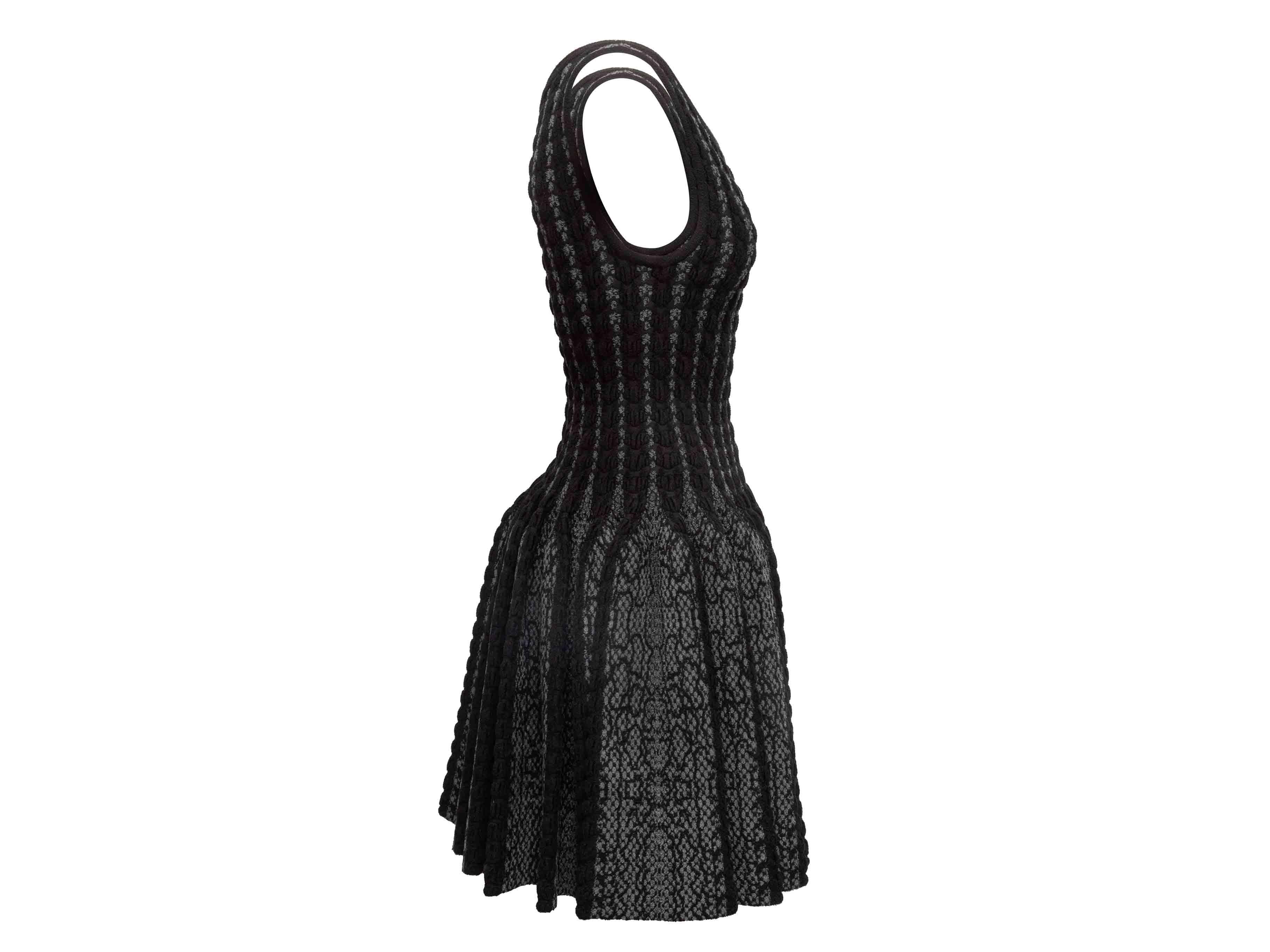 Schwarz-graues Alaia Fit & Flare Kleid aus Schurwollmischung ohne Ärmel Größe FR 38 Damen im Angebot