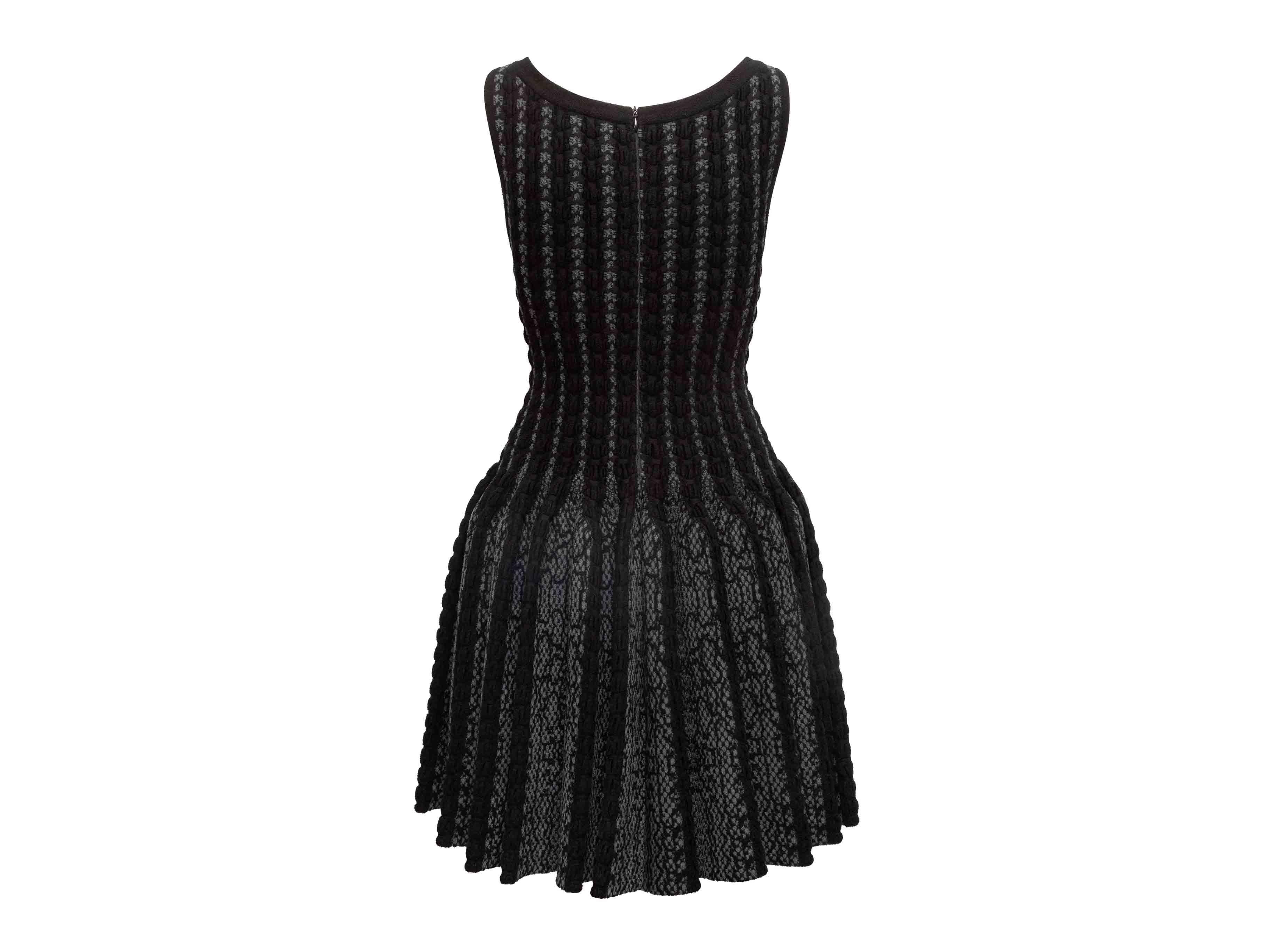 Schwarz-graues Alaia Fit & Flare Kleid aus Schurwollmischung ohne Ärmel Größe FR 38 im Angebot 1