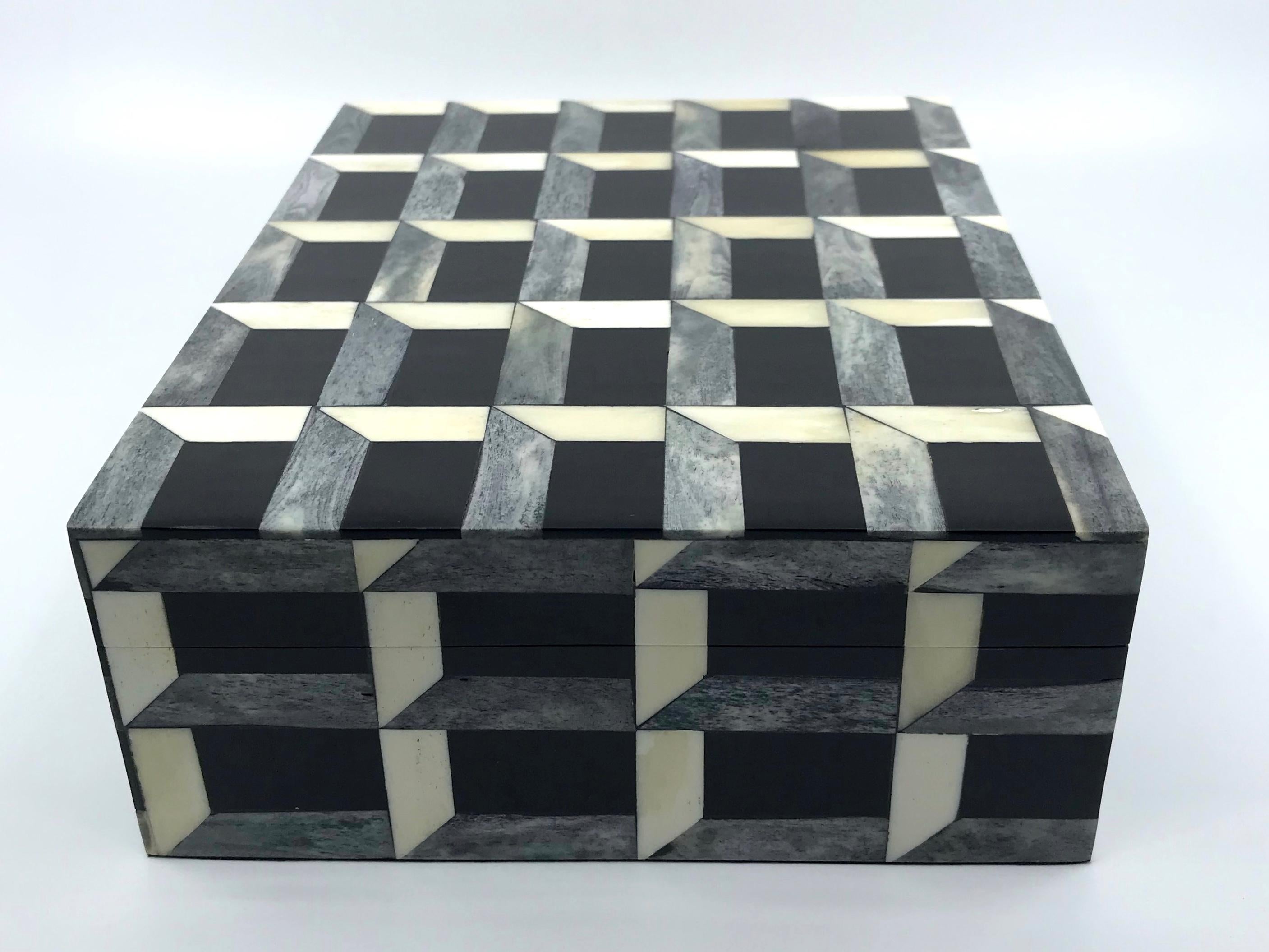 Asian Black, Grey and Cream Horn and Bone Geometric Inlay Box For Sale