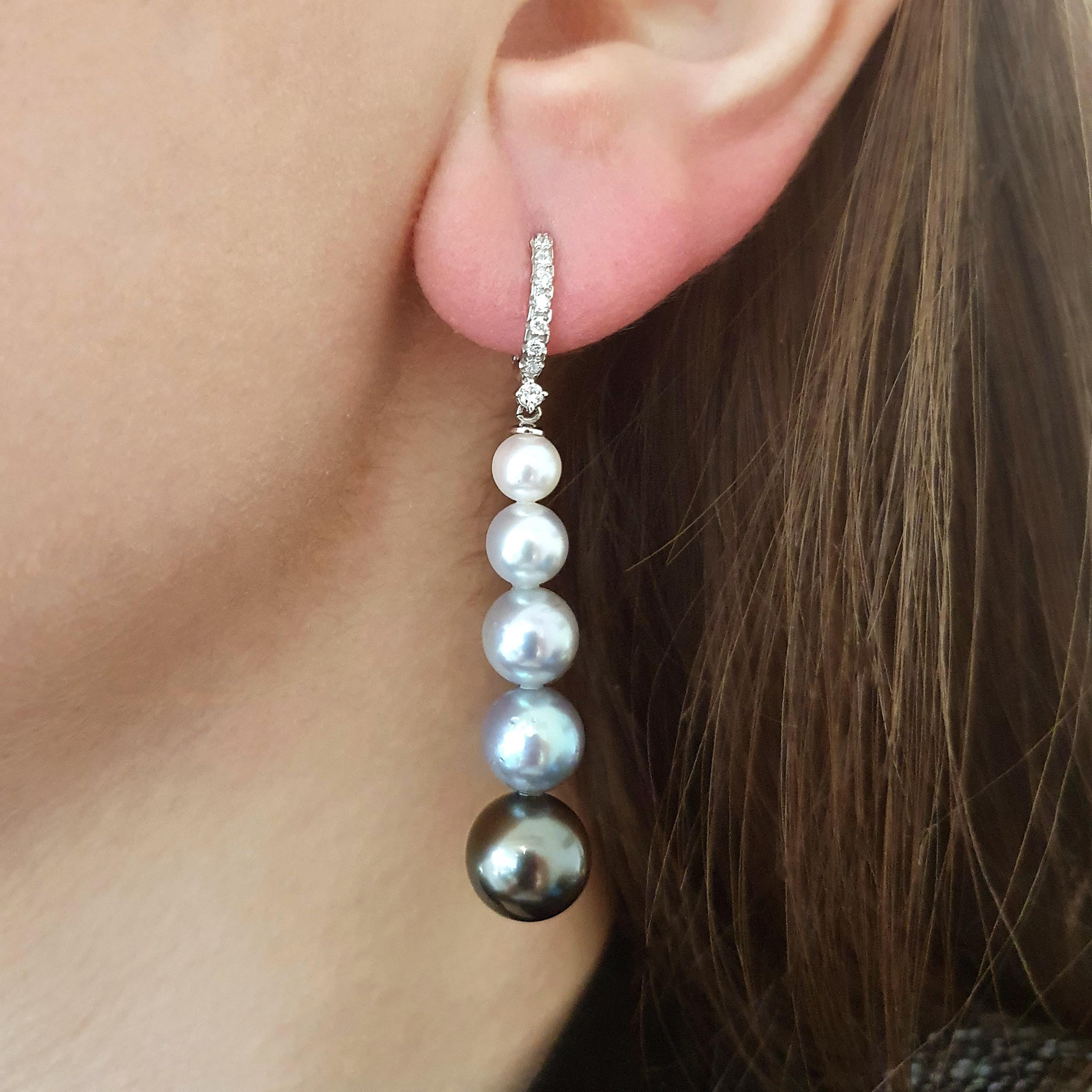 Shading off effect Black Grey White Pearl on Diamond and White Gold 18k Ear Pendants.

Total length: 2.17 inch (5.50 centimeters).
Total weight: 9.22 grams.