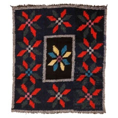 Schwarzer, quadratischer Vintage-Teppich aus ukrainischer Baumwollflor mit acht Punkten auf schwarzem Grund
