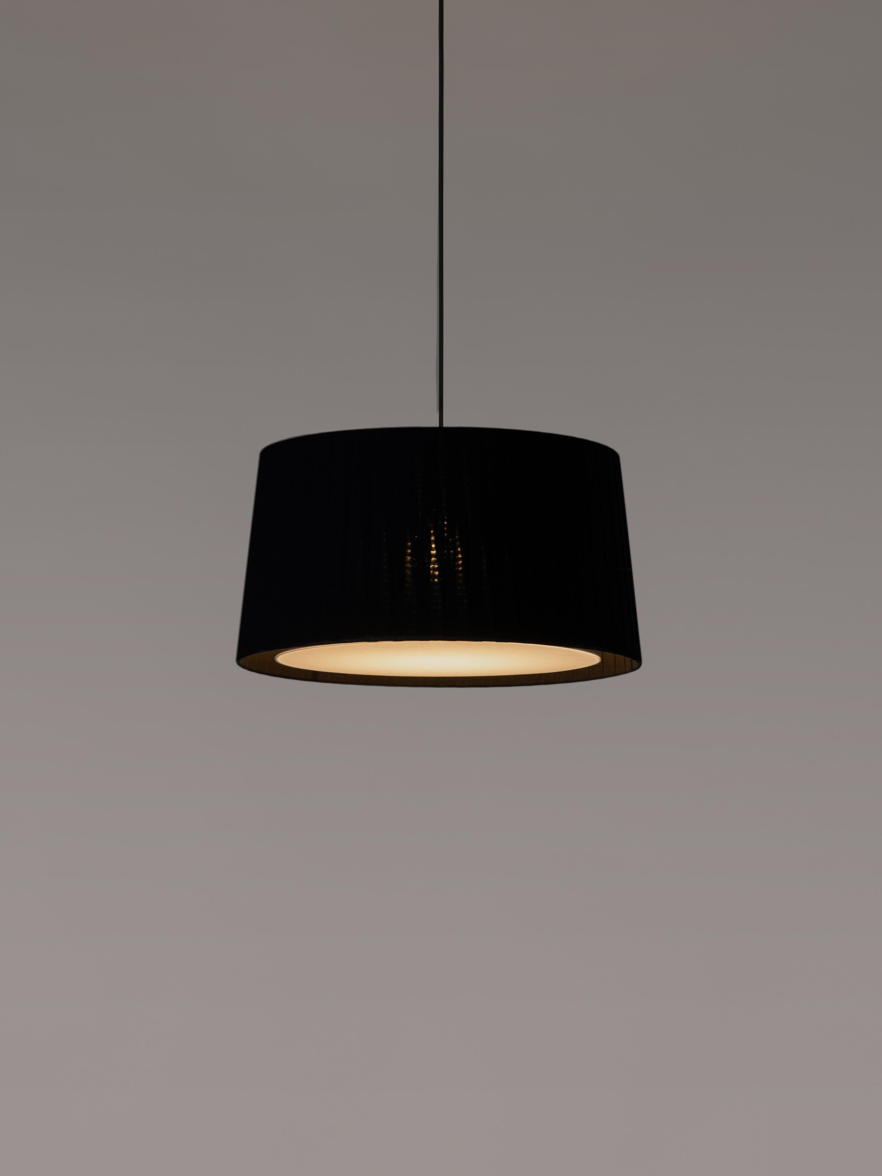 Modern Black GT6 Pendant Lamp by Santa & Cole For Sale