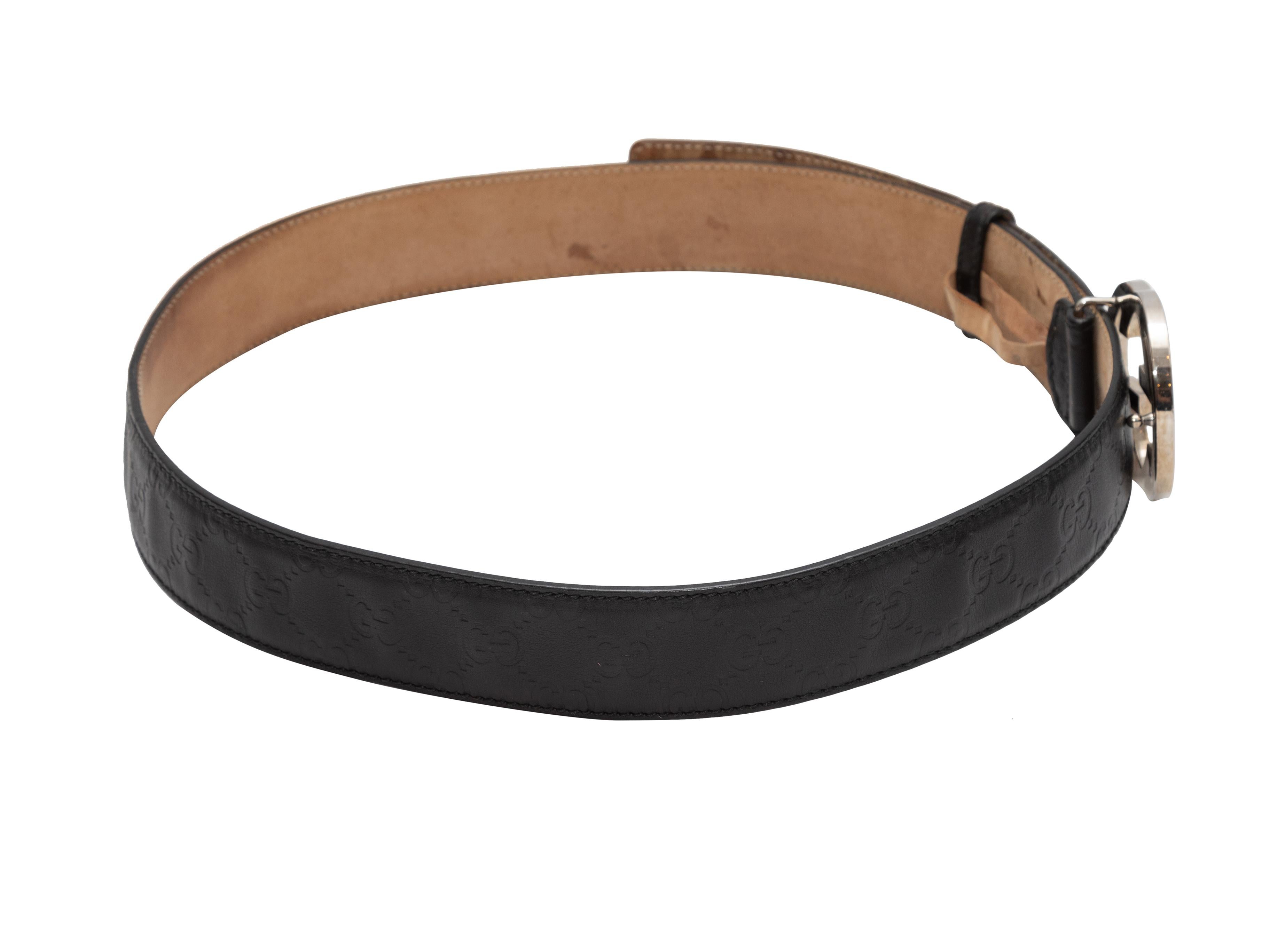 Black Guccissima leather belt by Gucci. Silver-tone GG peg-in-hole closure. 1.5