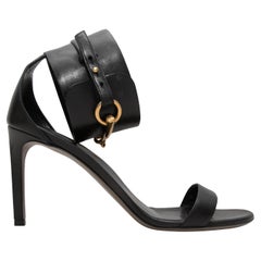 Schwarze Gucci Leder Horsebit-Sandalen mit Knöchelriemen und Absatz in Schwarz Größe 38