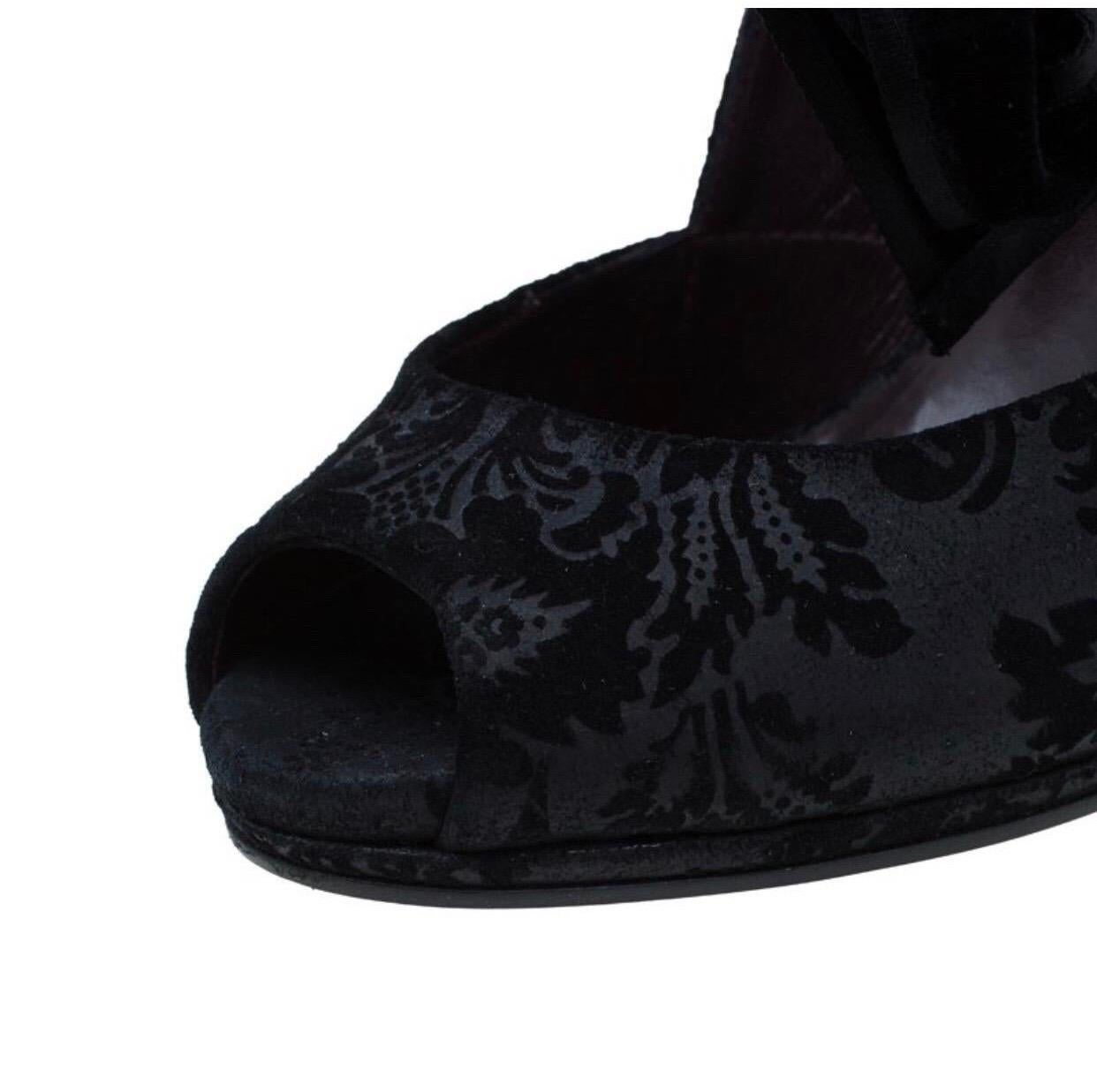 NEW Black Gucci Suede Brocade Pineapple High Heel Sandals Pumps Velvet Bowtie 38 For Sale 5