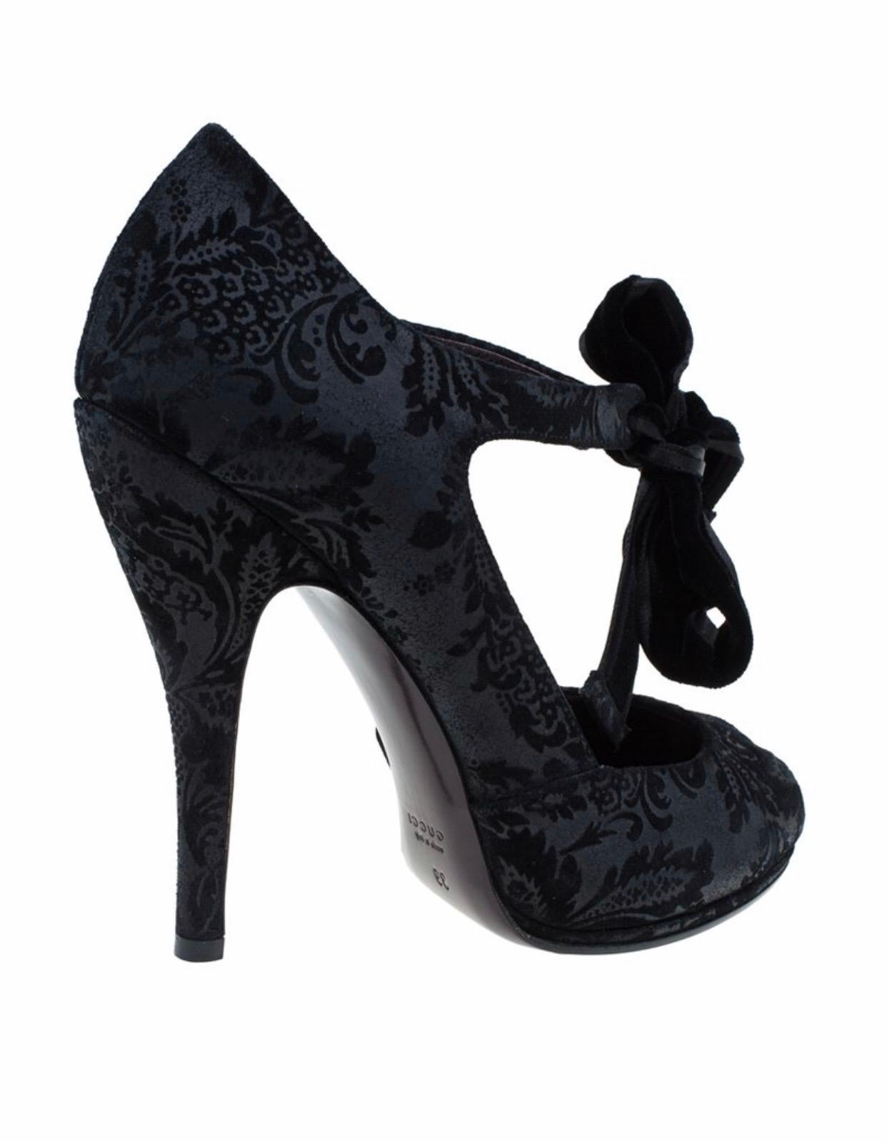 Women's NEW Black Gucci Suede Brocade Pineapple High Heel Sandals Pumps Velvet Bowtie 38 For Sale