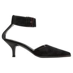 Schwarze Gucci Wildleder Kitten Heels Größe 38