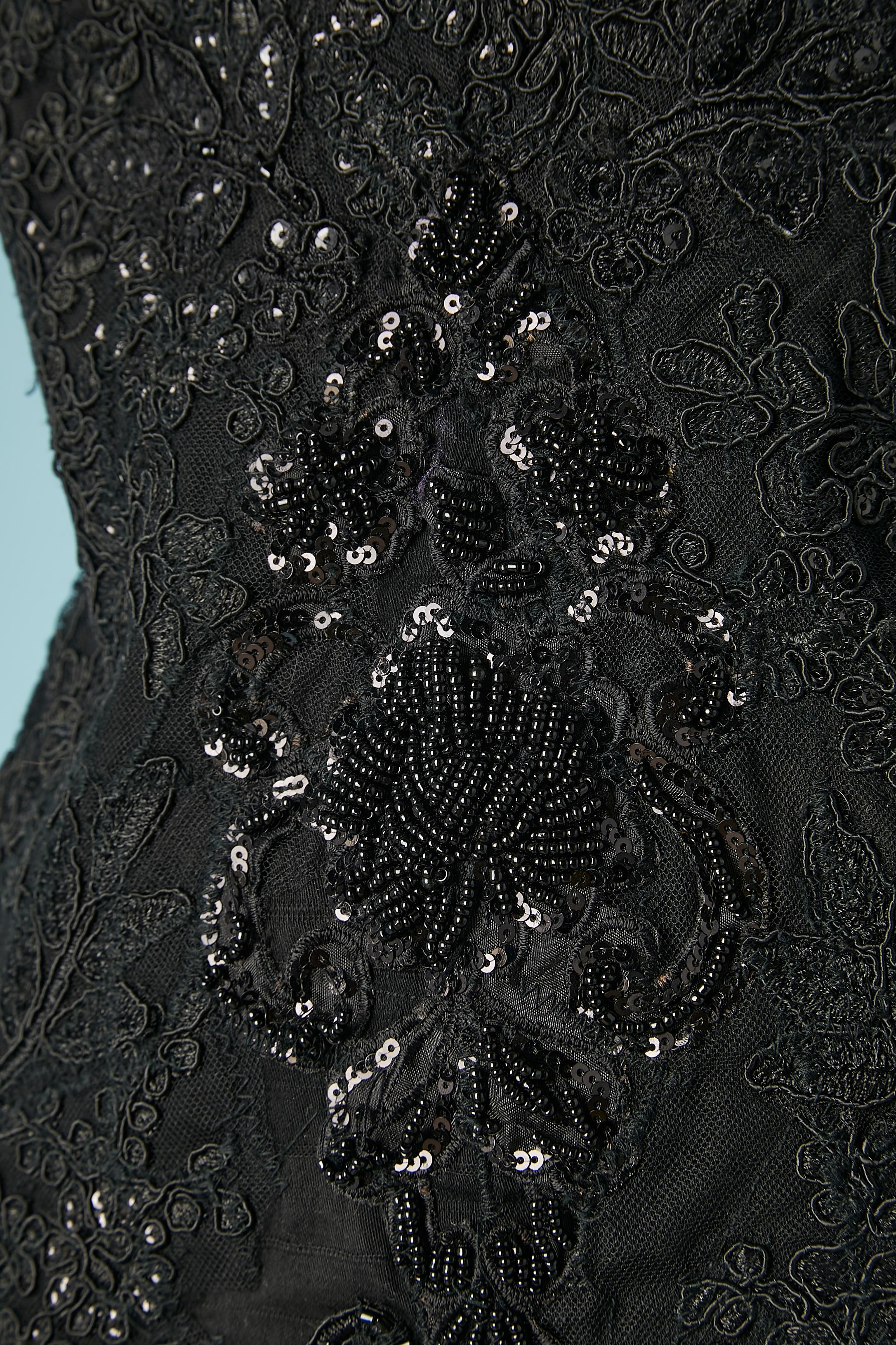 Black guipure cocktail dress with sequin and beads all over Just Cavalli  In Excellent Condition For Sale In Saint-Ouen-Sur-Seine, FR