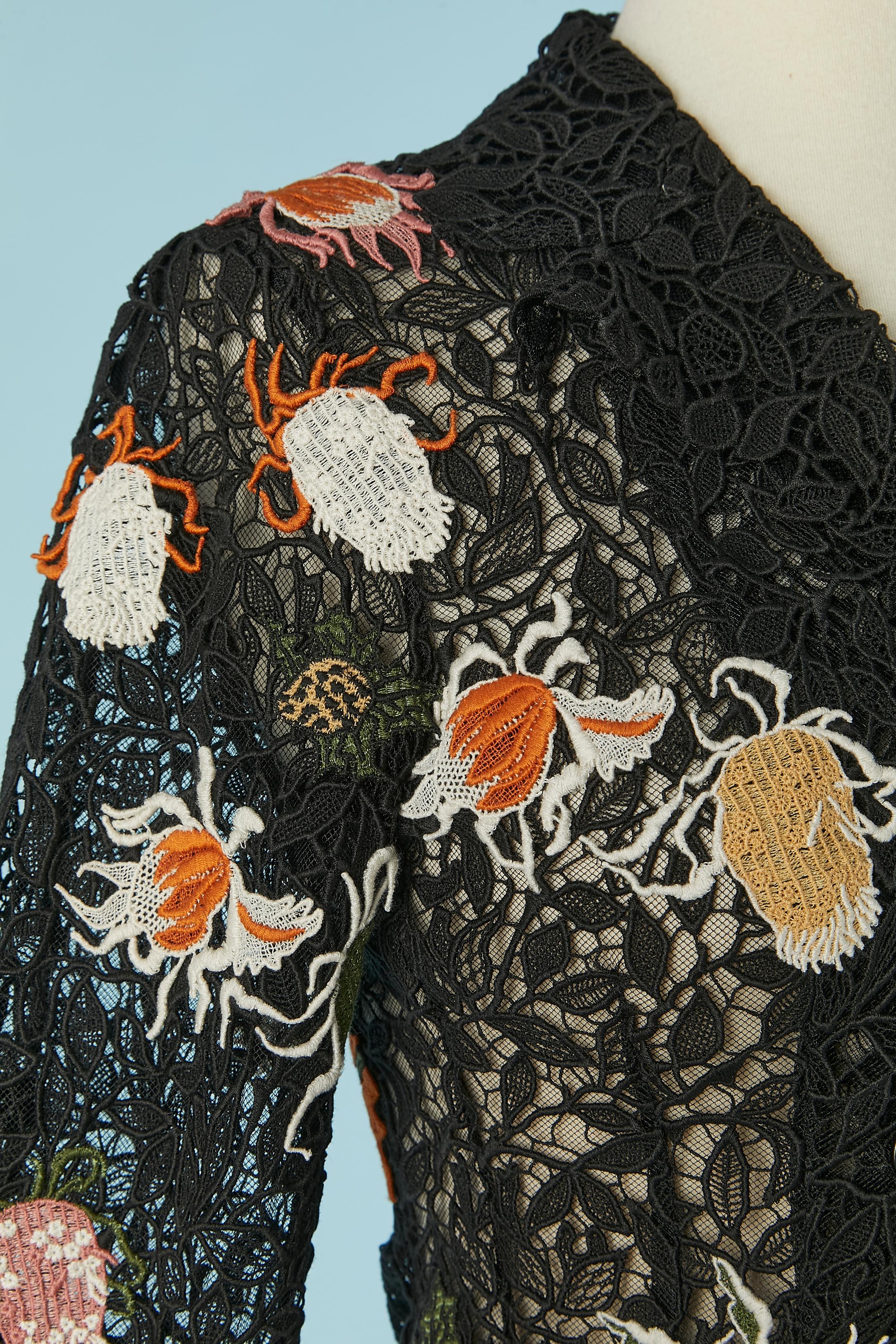 Donna Completo giacca e gonna in guipure nero con applicazioni floreali CHRISTIAN DIOR in vendita