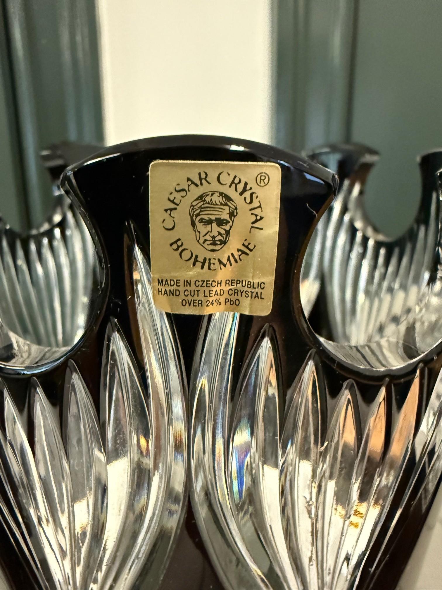 Schwarze Vase aus handgeschliffenem Bleikristall von Caesar Crystal Bohemiae Co. Tschechische Republik im Angebot 8