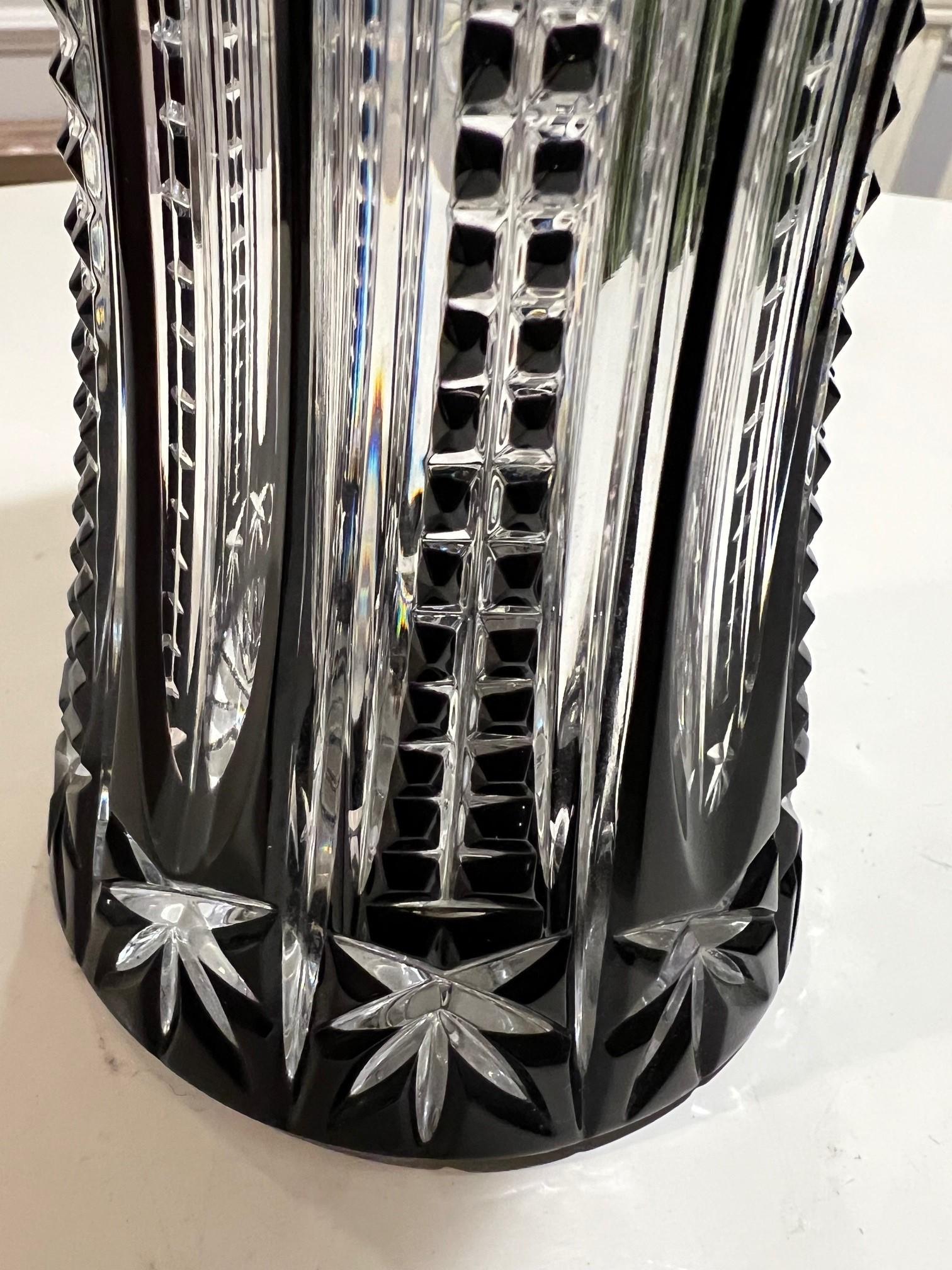 Schwarze Vase aus handgeschliffenem Bleikristall von Caesar Crystal Bohemiae Co. Tschechische Republik 4