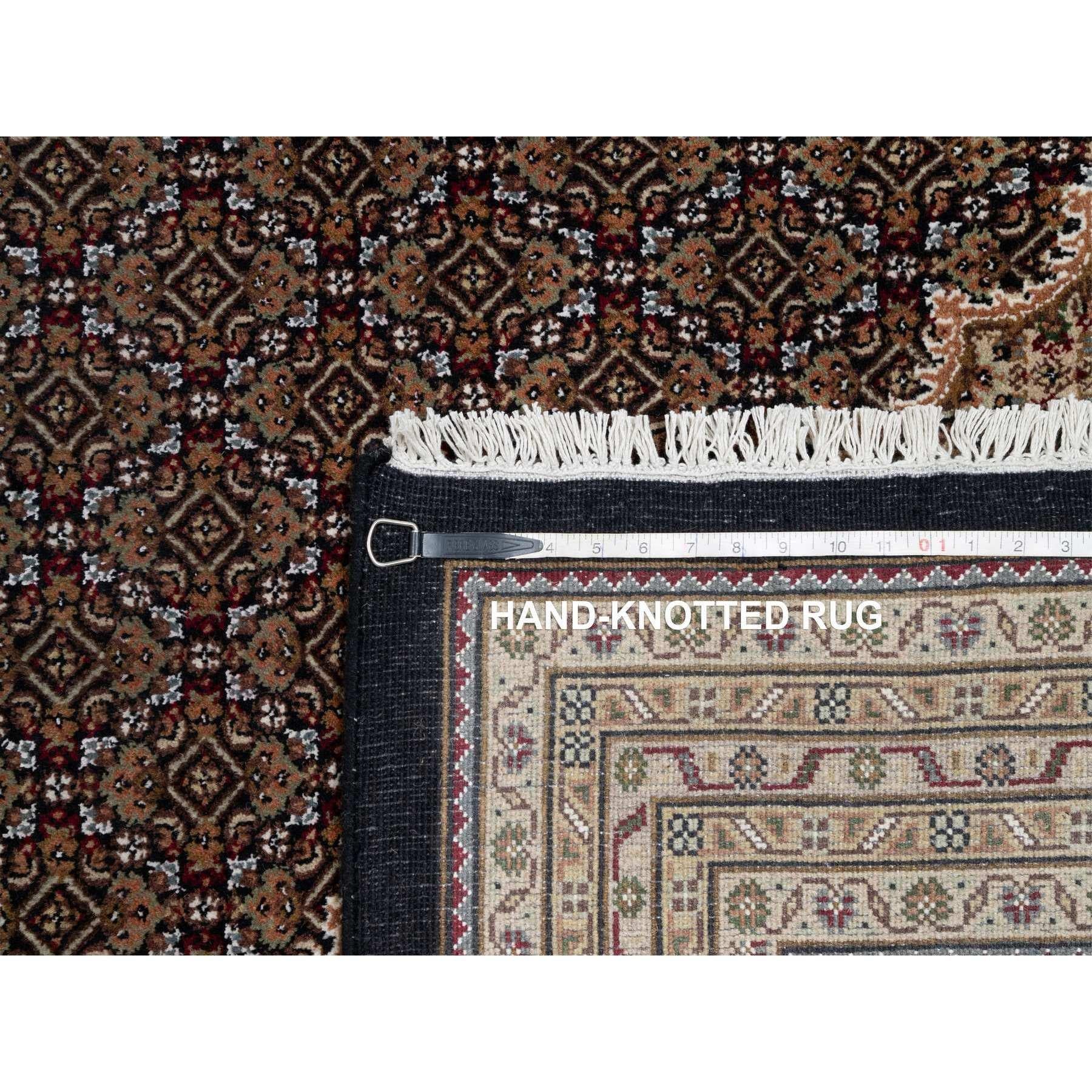 Schwarzer handgeknüpfter Tabriz Mahi mit Fish Design Hand Knüpfteppich 11'8