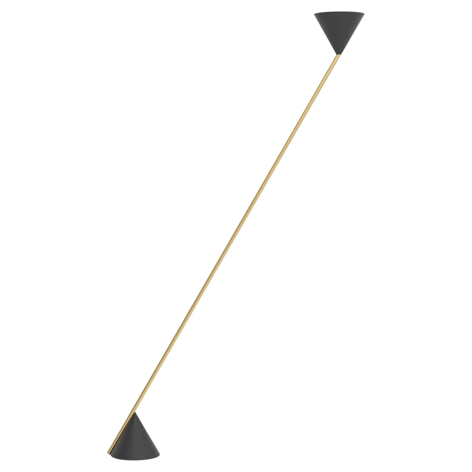 Lampadaire Black Hat, Cone Up de l'Atelier Areti