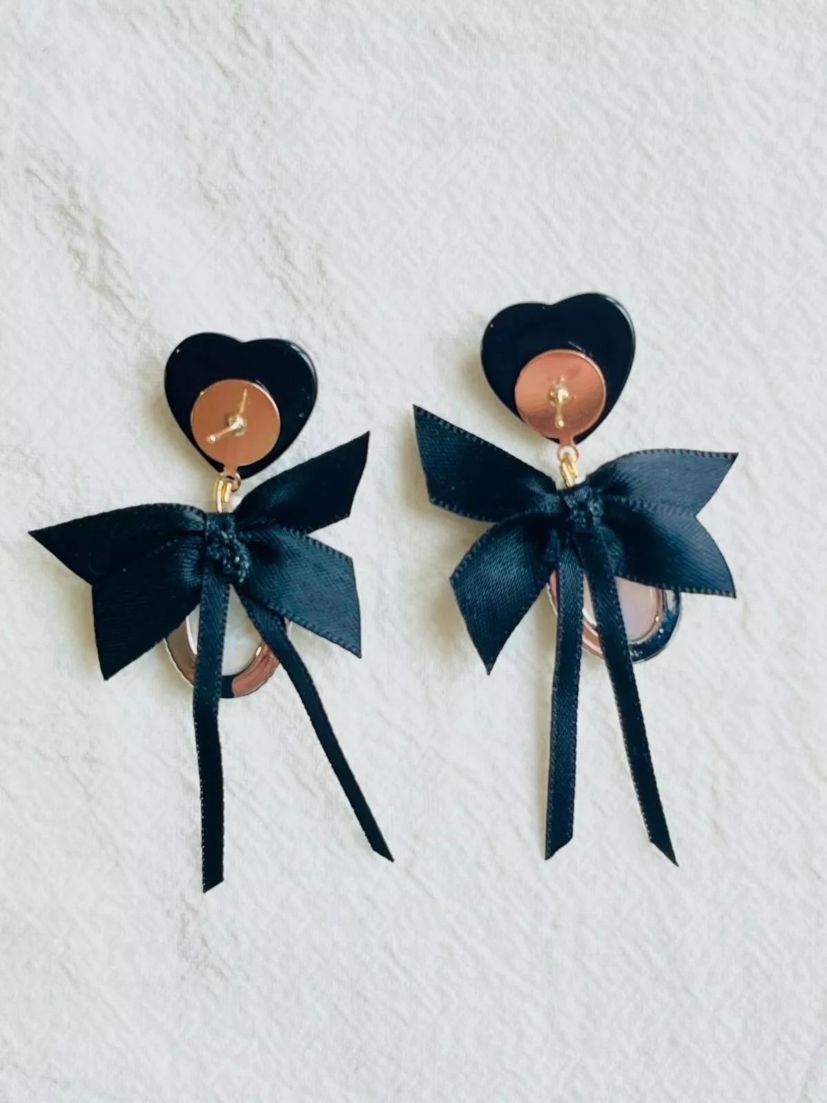 Black Heart Love Bow Silver Cupid Angel Moonstone Retro Pierced Drop Earrings For Sale 2
