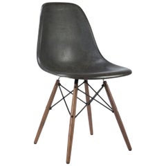 Black Herman Miller Eames DSW Fiberglass Dining Side Shell Chair
