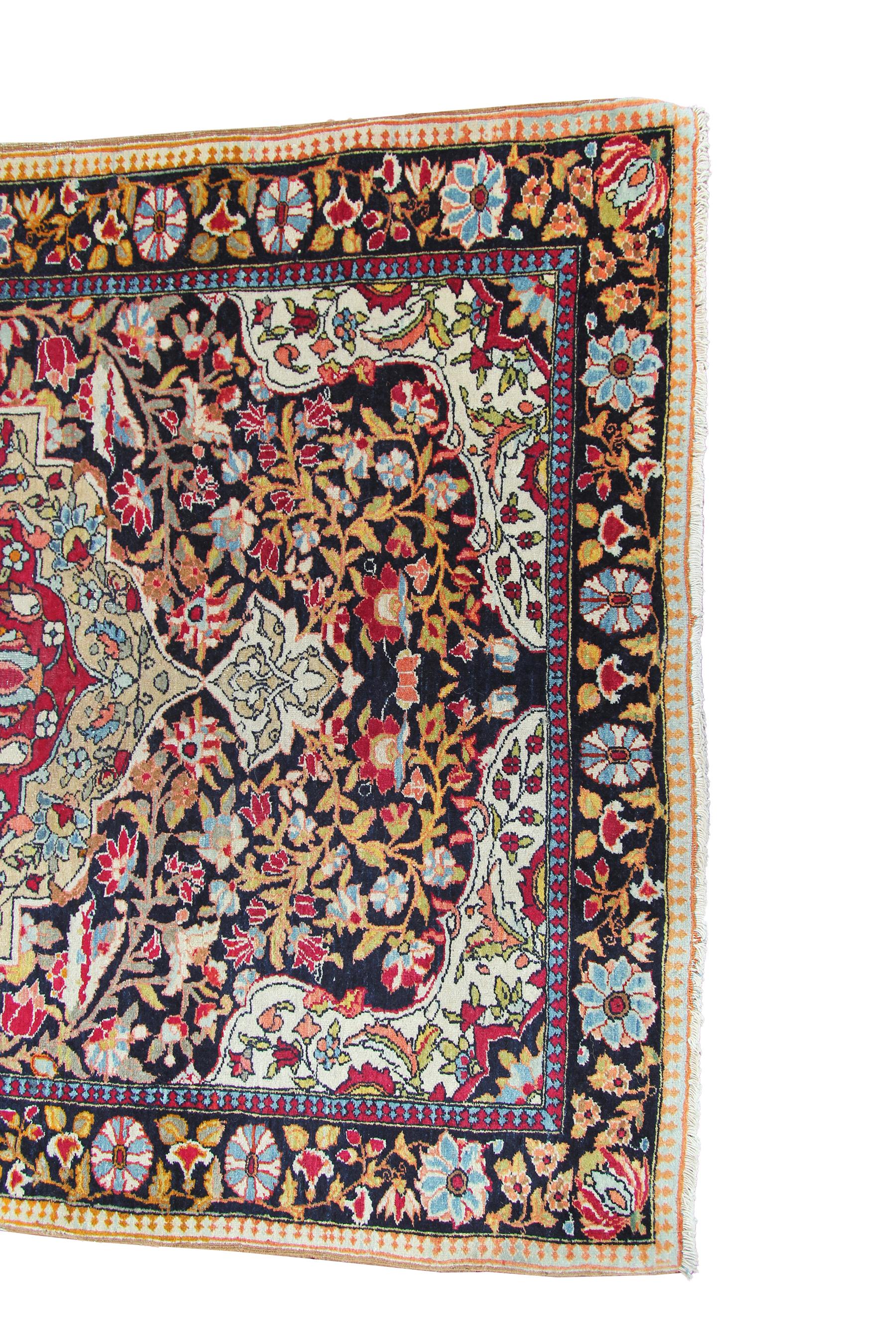 Schwarzer, hochwertiger, antiker, persischer Isfahan-Teppich, handwerkliche Arbeit, 4x5 107x153cm (Wolle) im Angebot