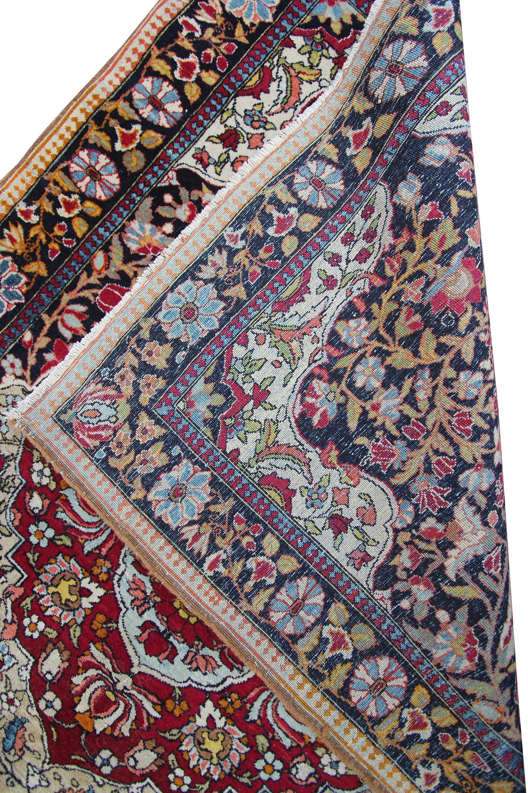 Schwarzer, hochwertiger, antiker, persischer Isfahan-Teppich, handwerkliche Arbeit, 4x5 107x153cm im Angebot 2