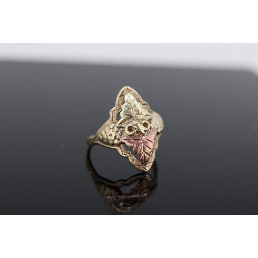 Black Hills Gold Marquise shaped Ring. FREE RESIZE. 10k Multi-Tone Black Hills In Good Condition For Sale In Port Charlotte, FL