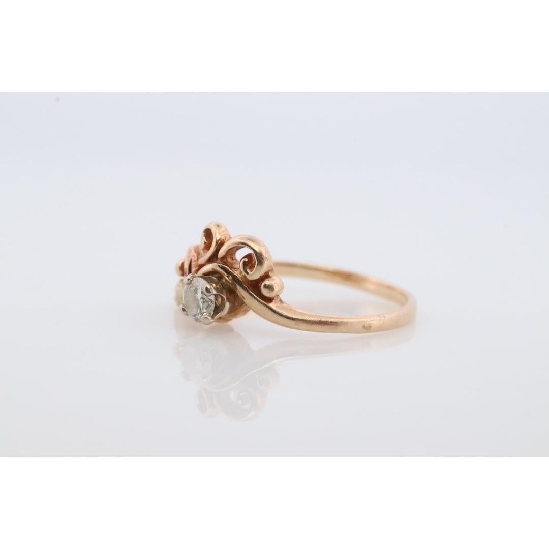 Anneau d'or d'I Hill. Bague en diamant. Or 10k multi-tons. Hille délicate Bon état - En vente à Port Charlotte, FL