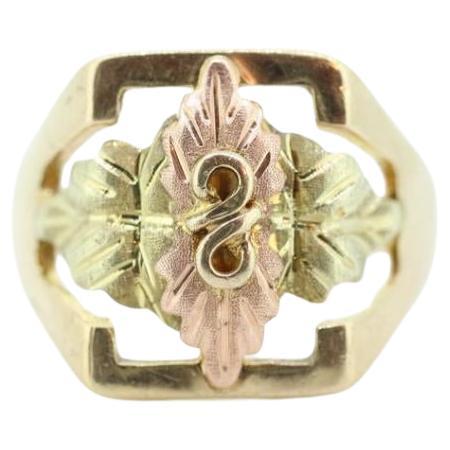 Anneau d'or d'I Hill. Bague de déclaration en or 10k Vintage Black Hille pour homme. en vente