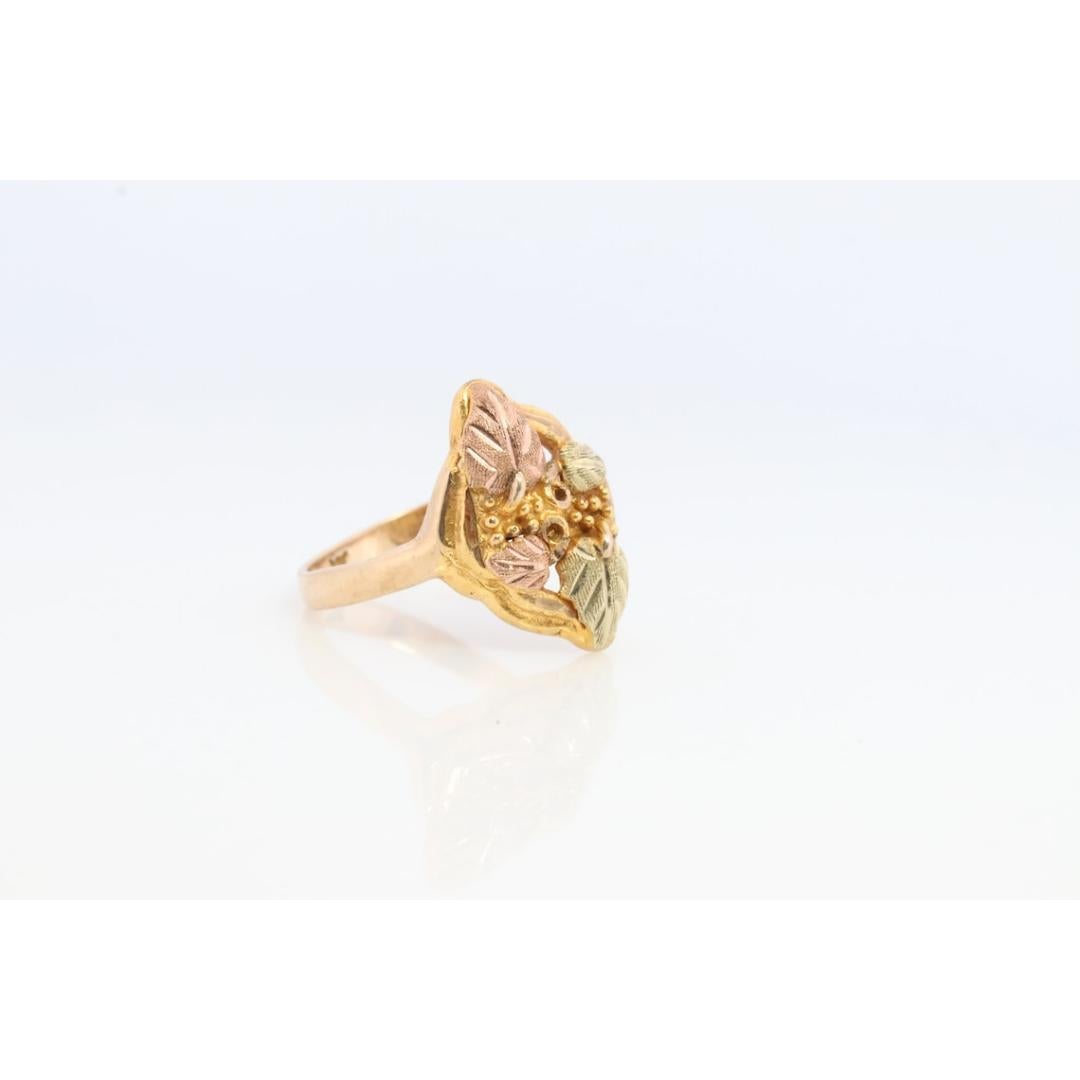 Schwarzer Hills Goldring. Statement-Ring, Marquise 10k Multi-Tone Black Hills Gold, Marquise. im Zustand „Gut“ im Angebot in Port Charlotte, FL
