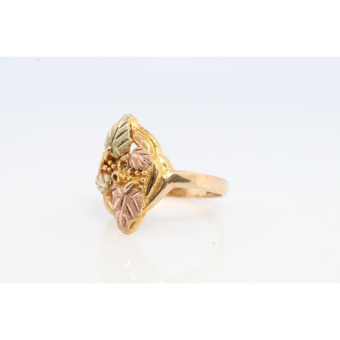 Women's or Men's Black Hills Gold Ring. Marquise 10k Multi-Tone Black Hills Gold Statement Ring. For Sale