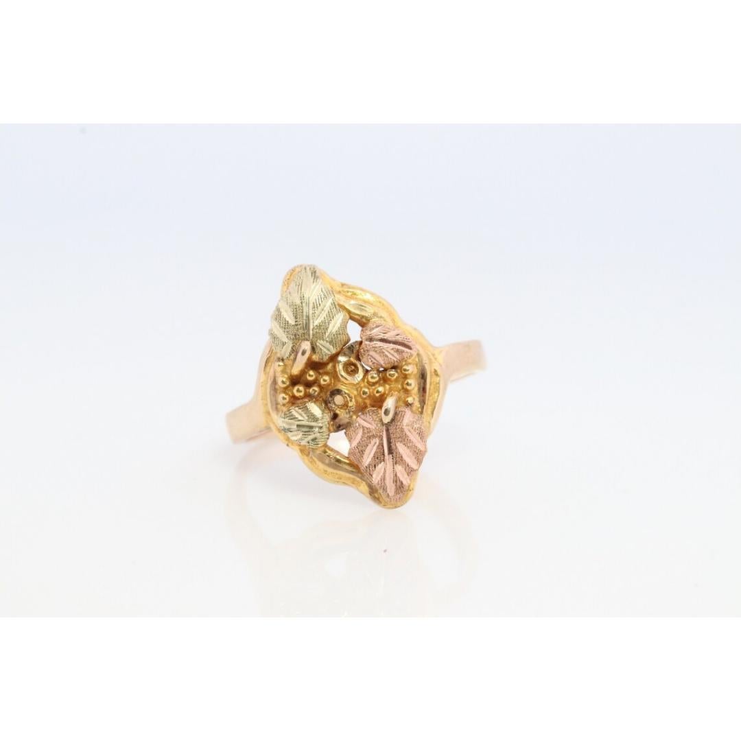 Black Hills Gold Ring. Marquise 10k Multi-Tone Black Hills Gold Statement Ring. For Sale 2