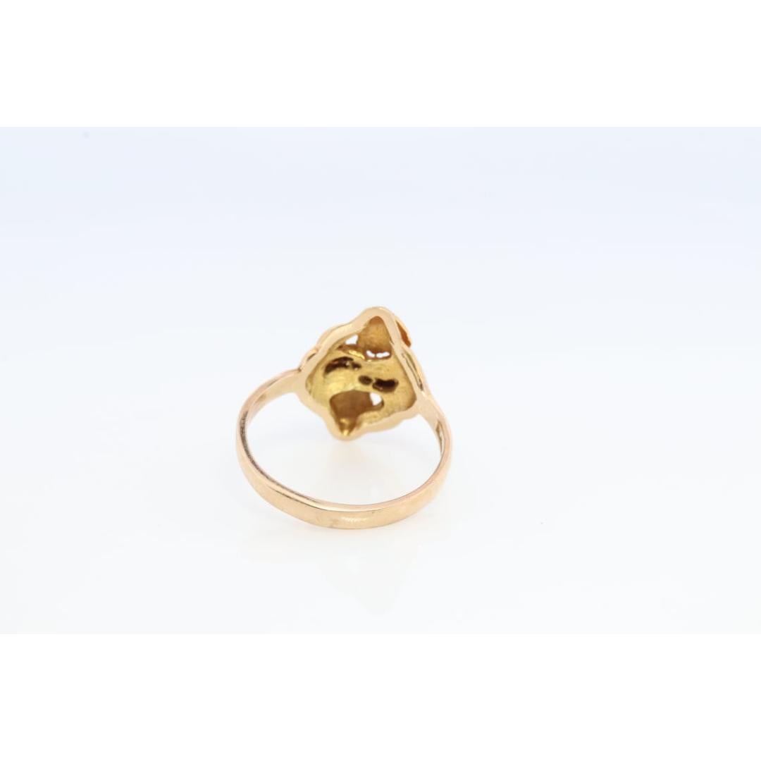 Black Hills Gold Ring. Marquise 10k Multi-Tone Black Hills Gold Statement Ring. For Sale 3