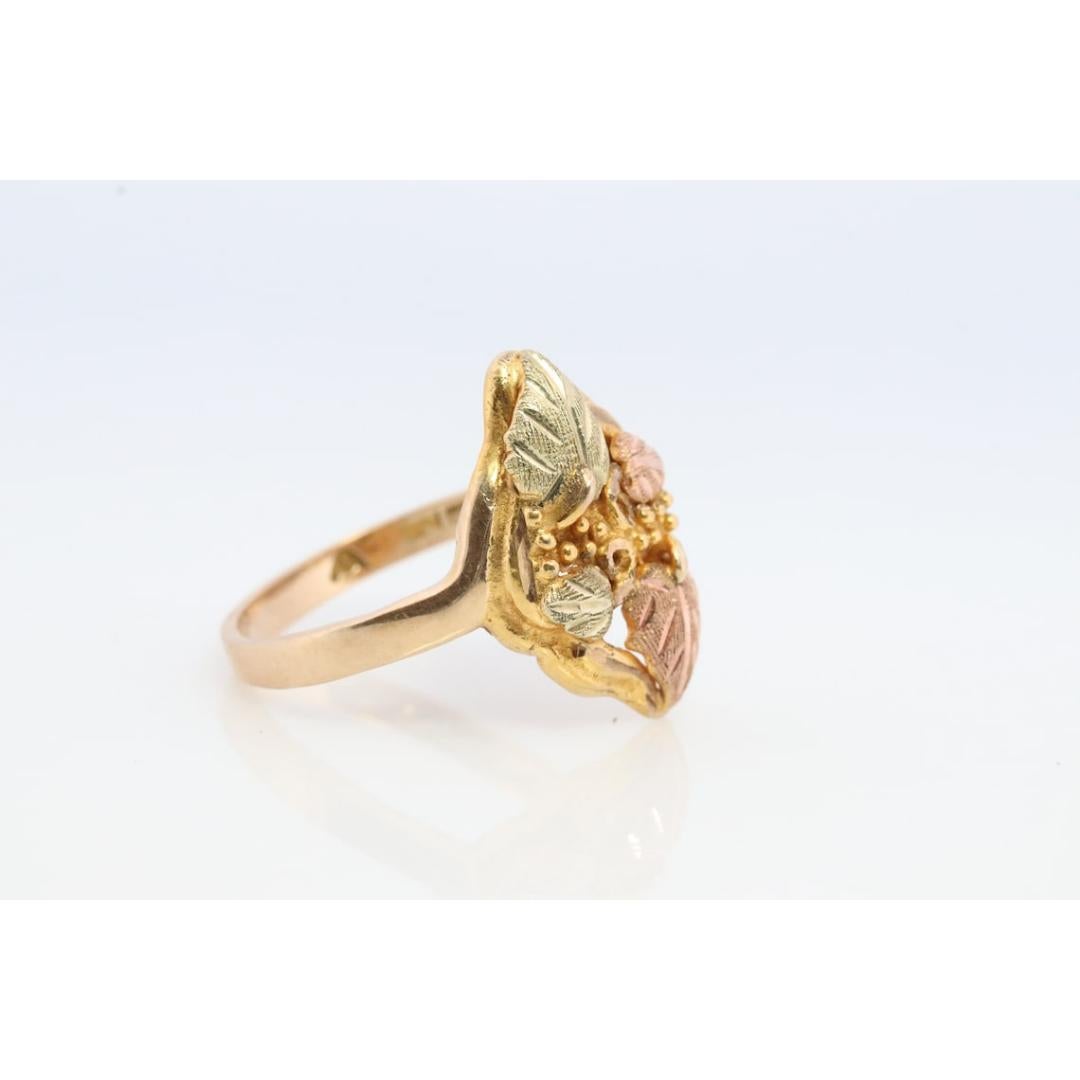 Black Hills Gold Ring. Marquise 10k Multi-Tone Black Hills Gold Statement Ring. For Sale 4