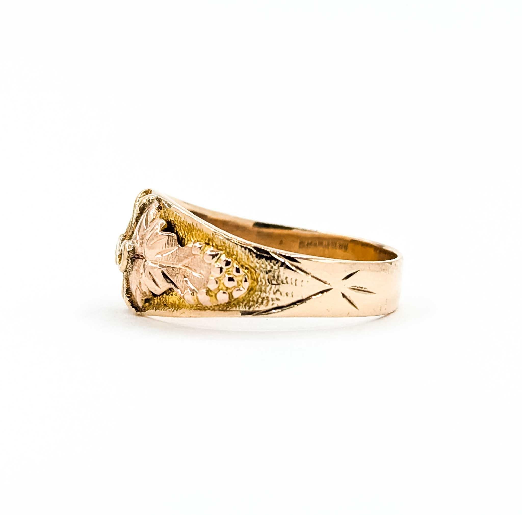 Black Hills Gold Tri-Color Leaf Ring aus 10k dreifarbigem Gold im Angebot 2