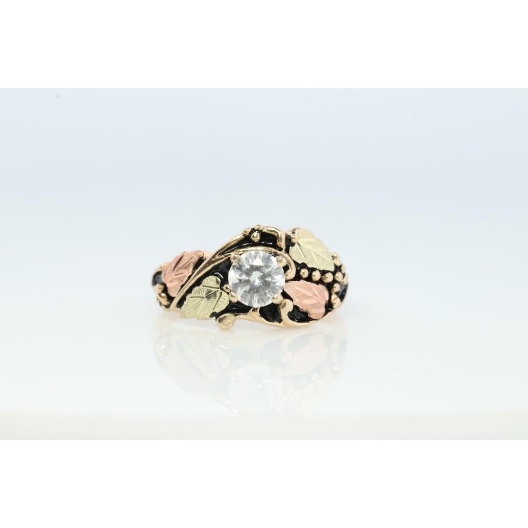 Anillo de Diamantes Vintage de Oro de Black Hills. Anillo solitario de diamantes de 1/2 ct. 10k Corte redondo en venta