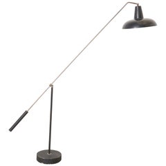 Seltene schwarze Hoogervorst Counter Balance Stehlampe für Anvia, 1950er Jahre, Niederlande