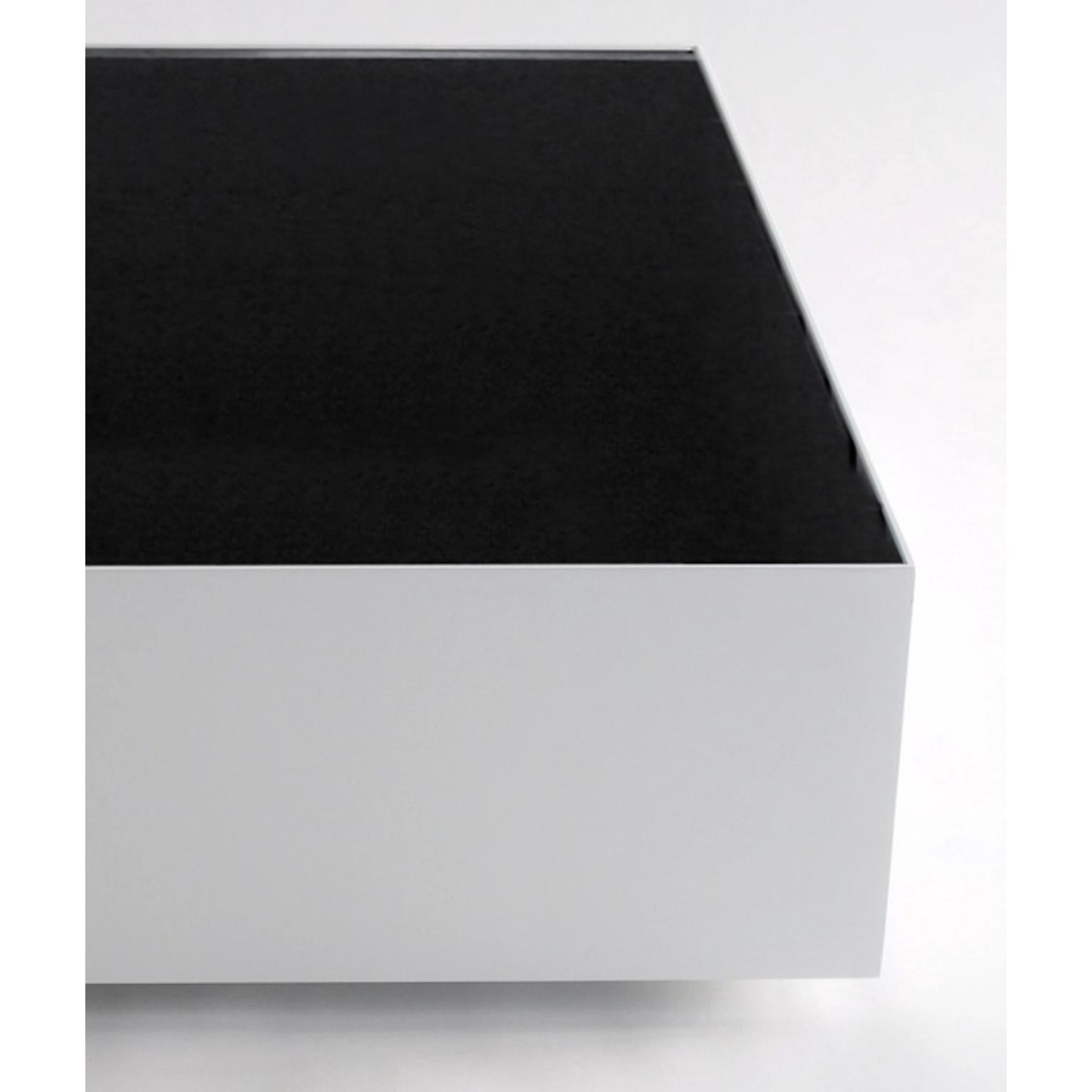 Moderne Table basse à glace noire par Phase Design en vente