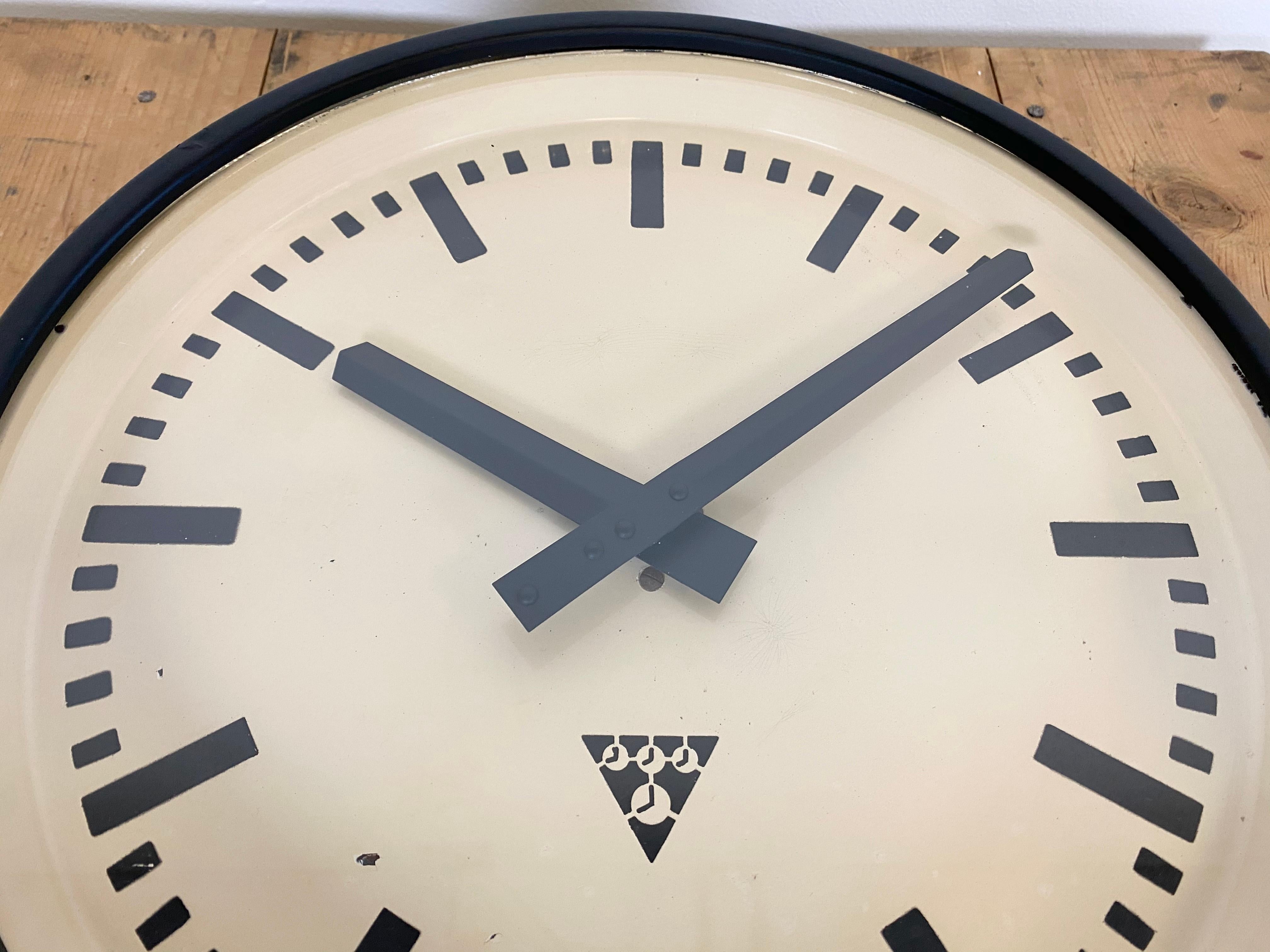 Black Industrial Clock from Pragotron, 1960s 1