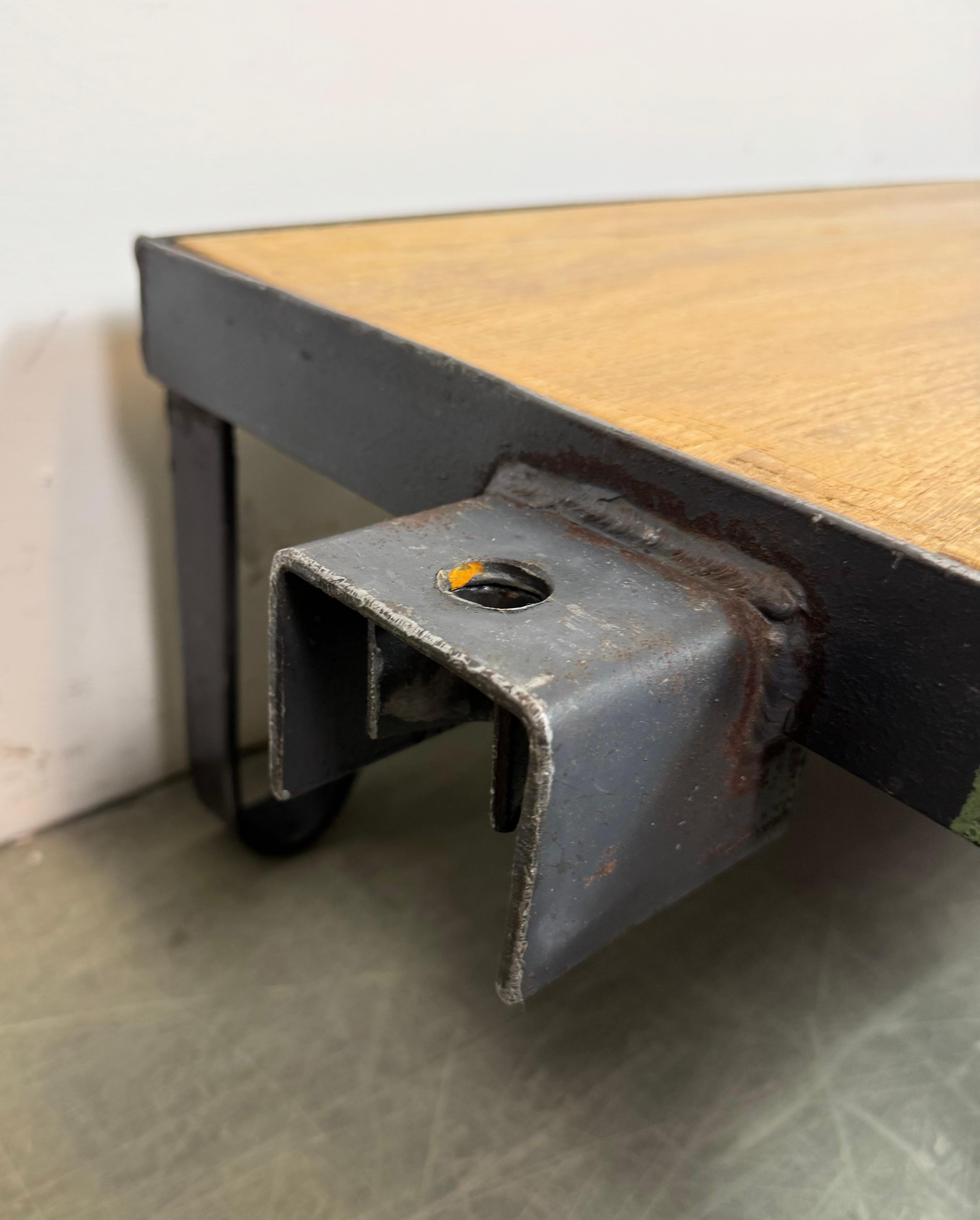 Black Industrial Coffee Table Cart, 1960s For Sale 5