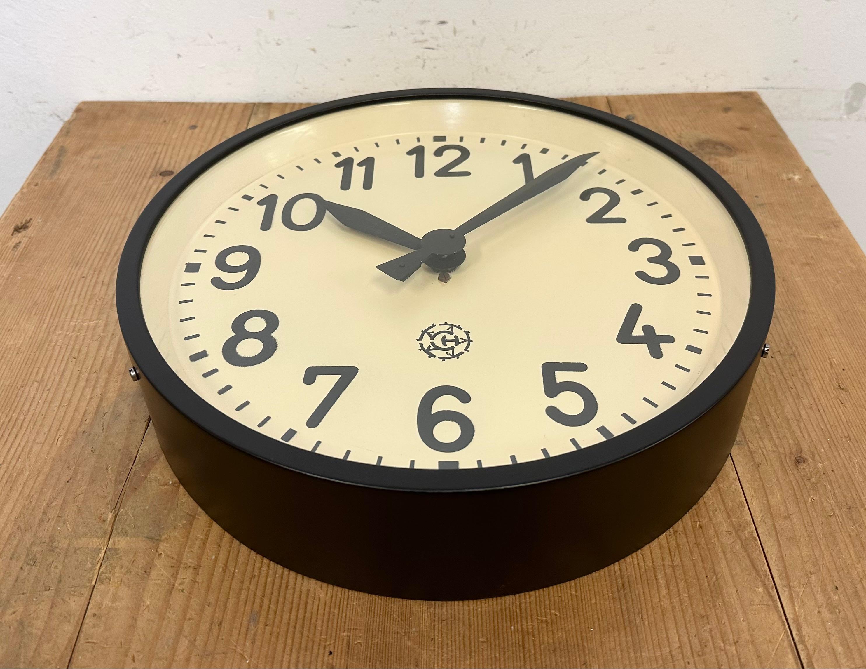 20th Century Black Industrial Factory Wall Clock From Chronotechna, 1950s For Sale