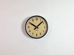 Horloge murale d'usine industrielle noire d'IBM, années 1950