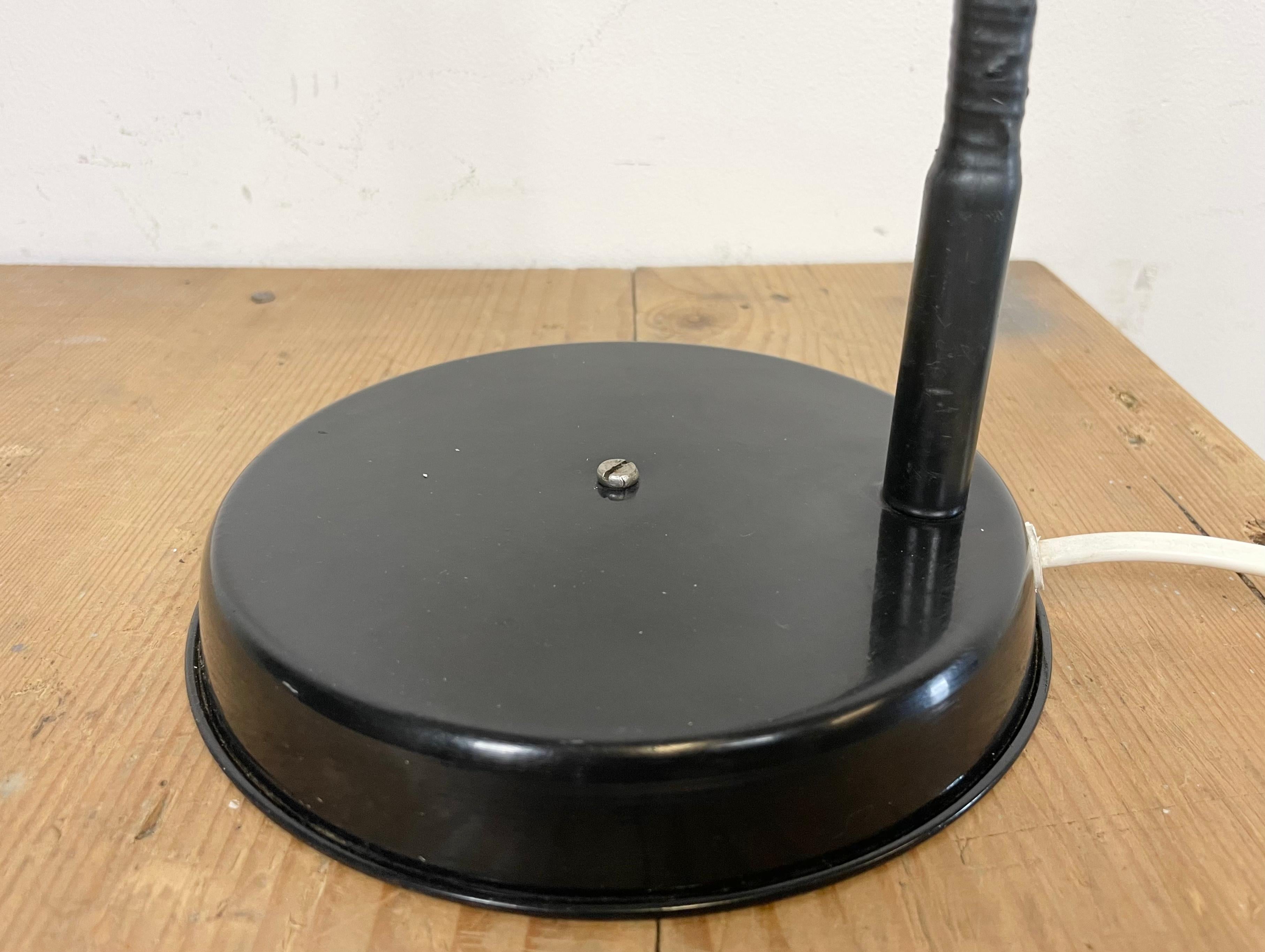 20ième siècle Lampe de table industrielle noire à col de cygne, années 1960 en vente
