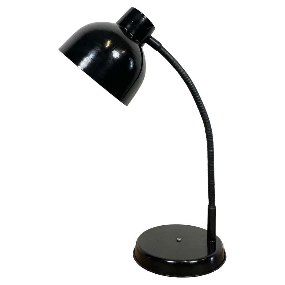 Beige Industrial Gooseneck Table Lamp, 1960s For Sale at 1stDibs